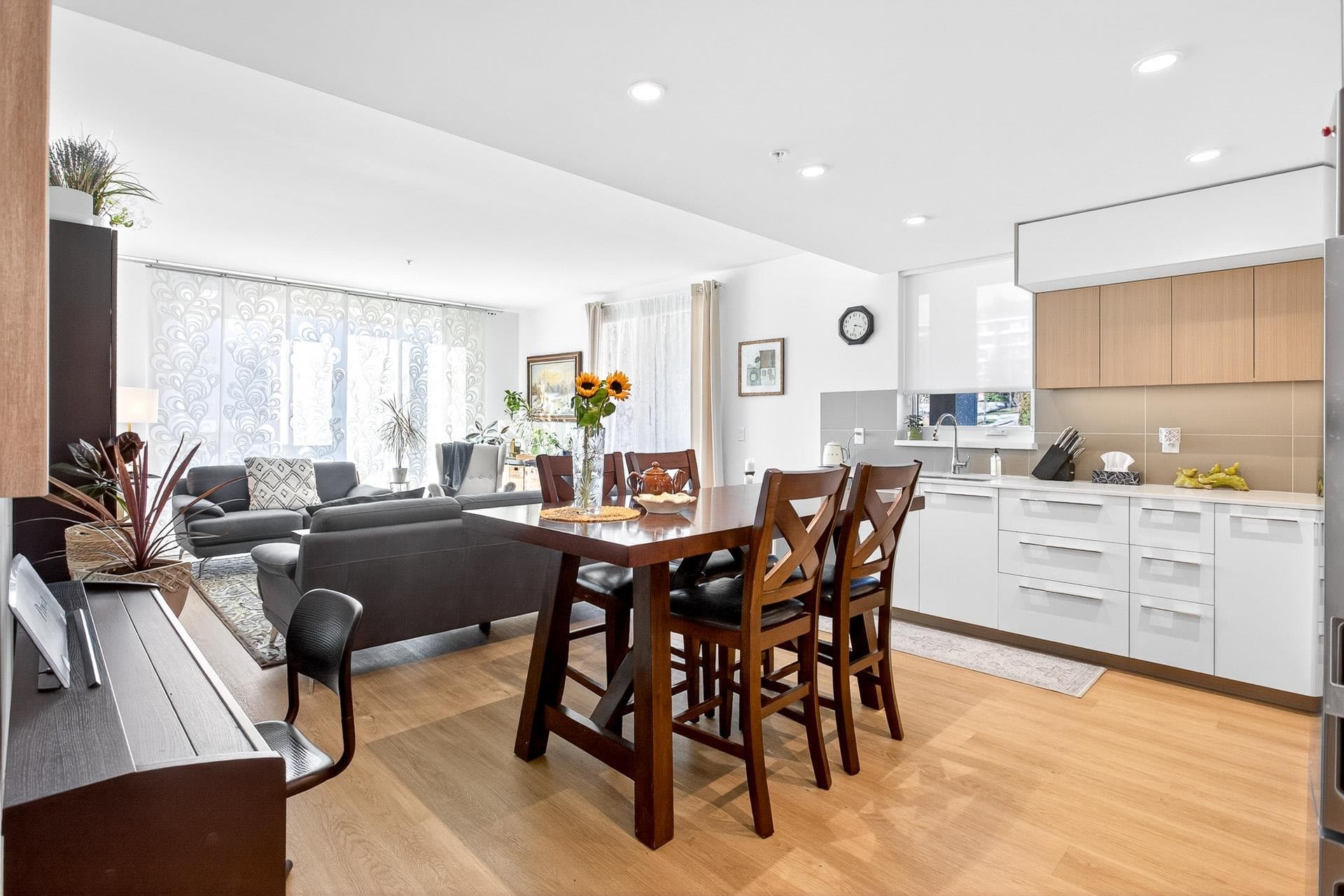 410 - 9888 University Crescent, Burnaby, V5A 0G4 — photo 5