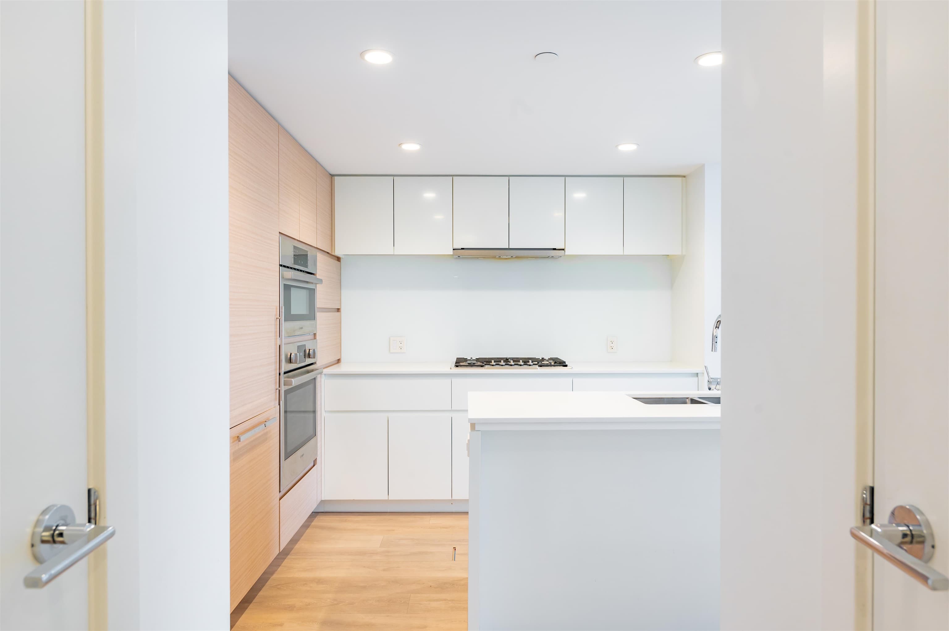 1410 - 5508 Hollybridge Way, Richmond, V7C 0C7 — photo 3