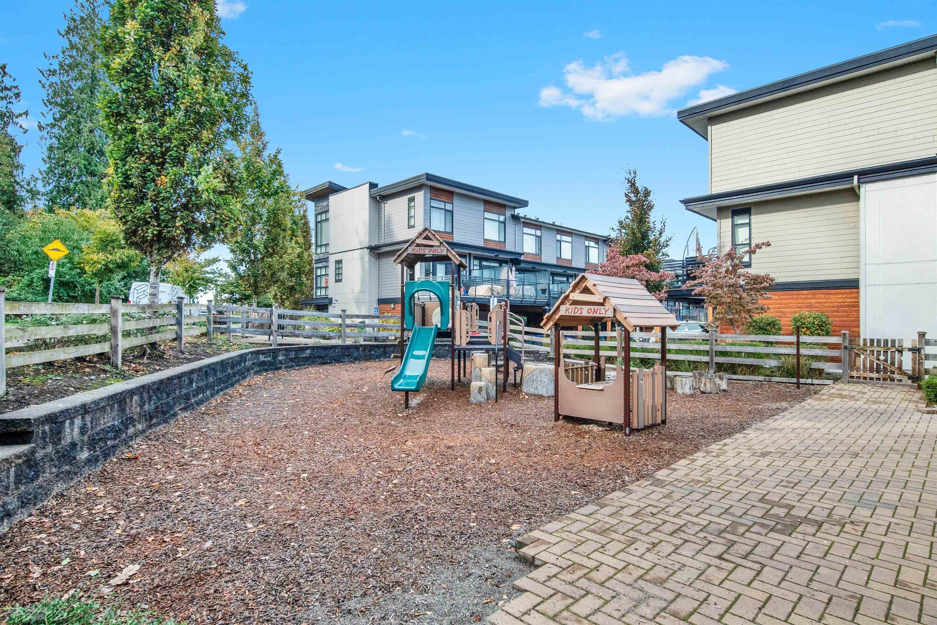 220 - 16488 64 Avenue, Surrey, V3S 6X6 — photo 5