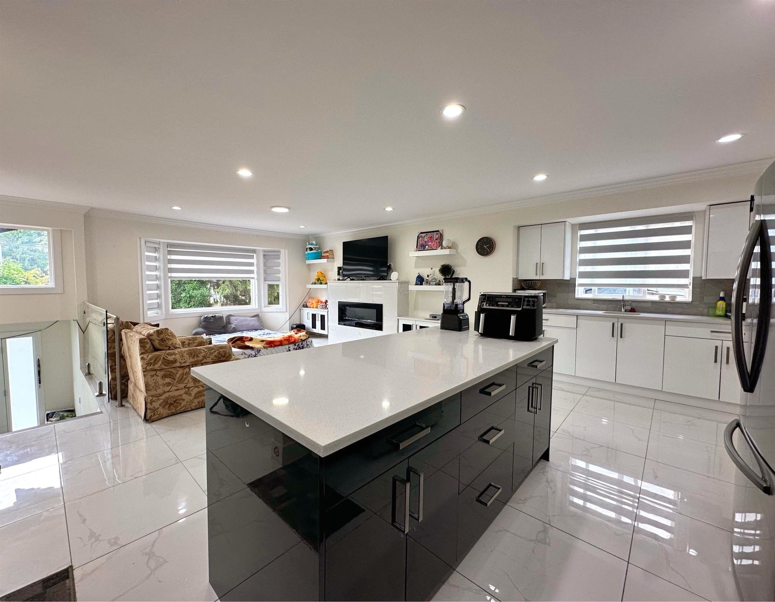 13017 64 Avenue, Surrey, V3W 1X8 — photo 4
