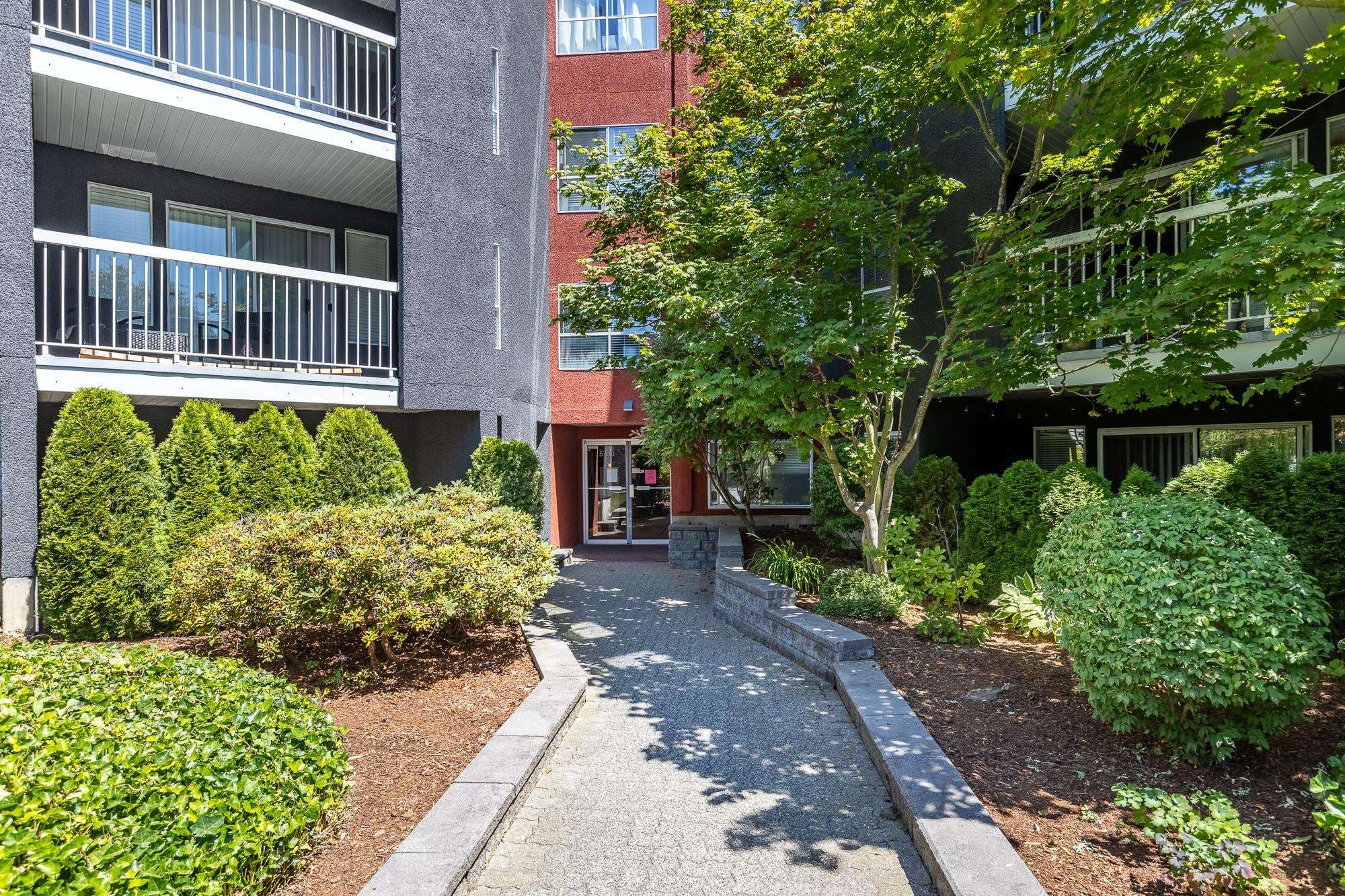 202 - 5700 200 Street, Langley, V3A 7S6 — photo 3