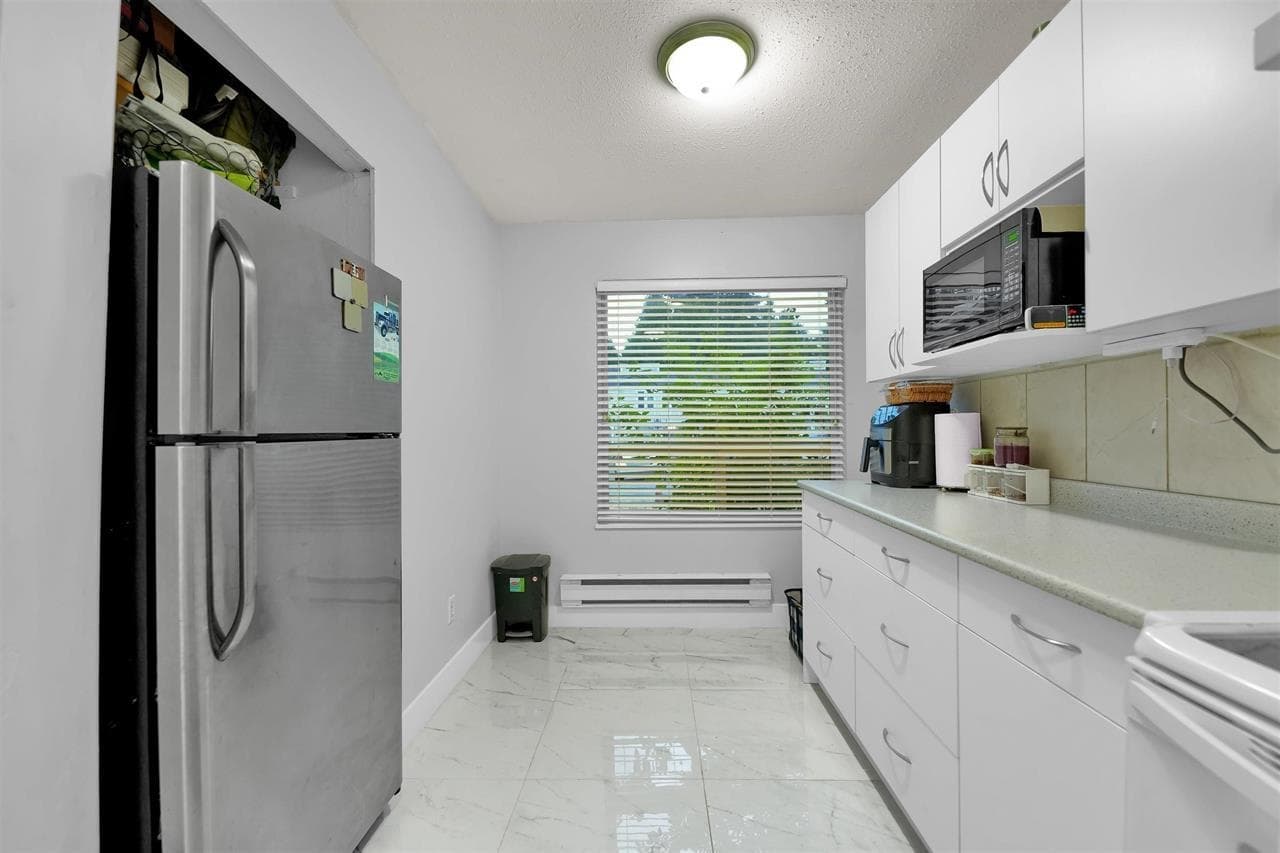 33 - 3075 Trethewey Street, Abbotsford, V2T 3R4 — photo 4
