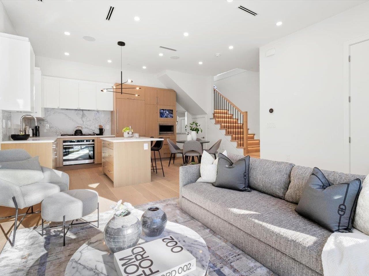 4687 W 15th Avenue, Vancouver