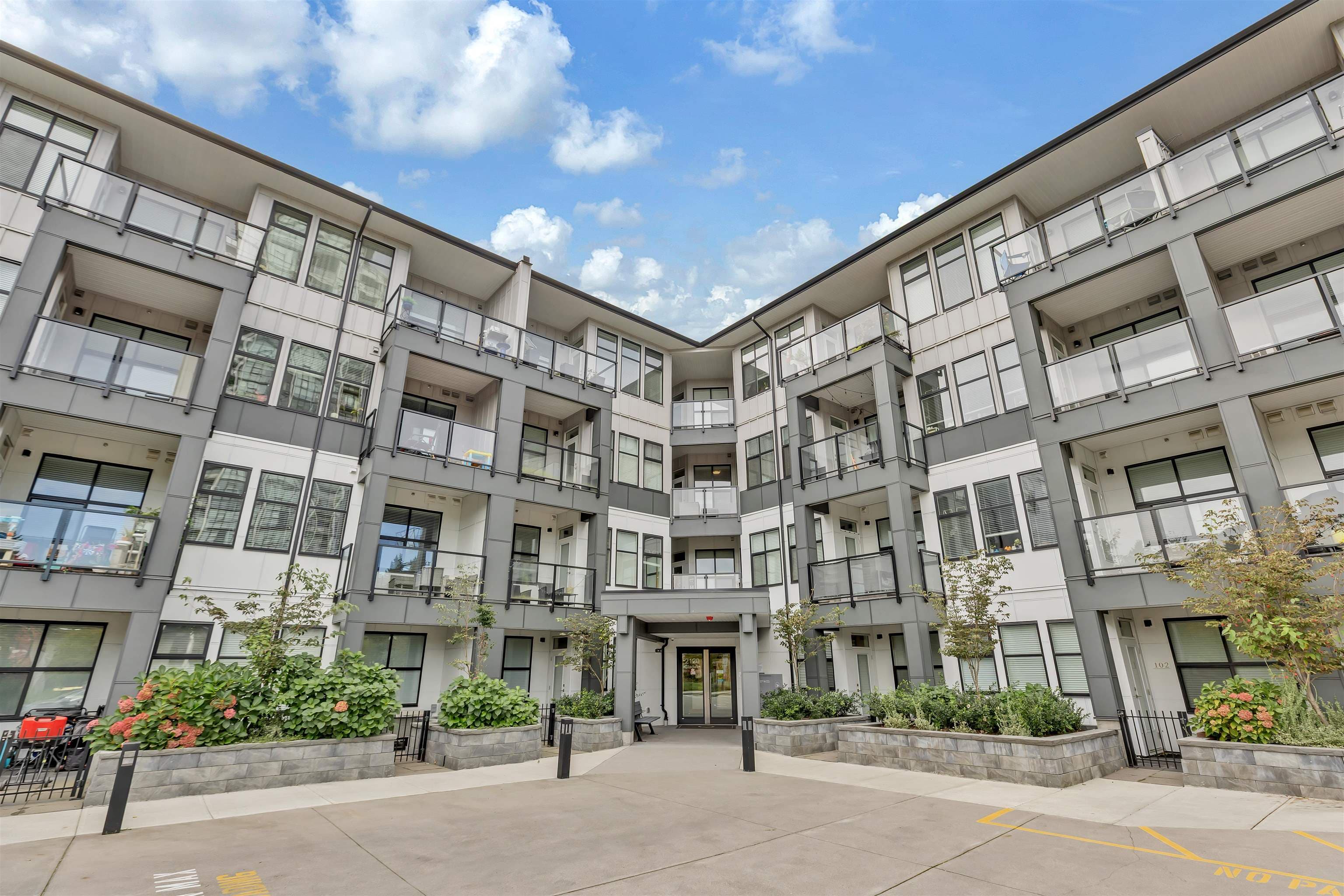 408 - 2120 Gladwin Road Road, Abbotsford, V2S 0L7 — photo 2