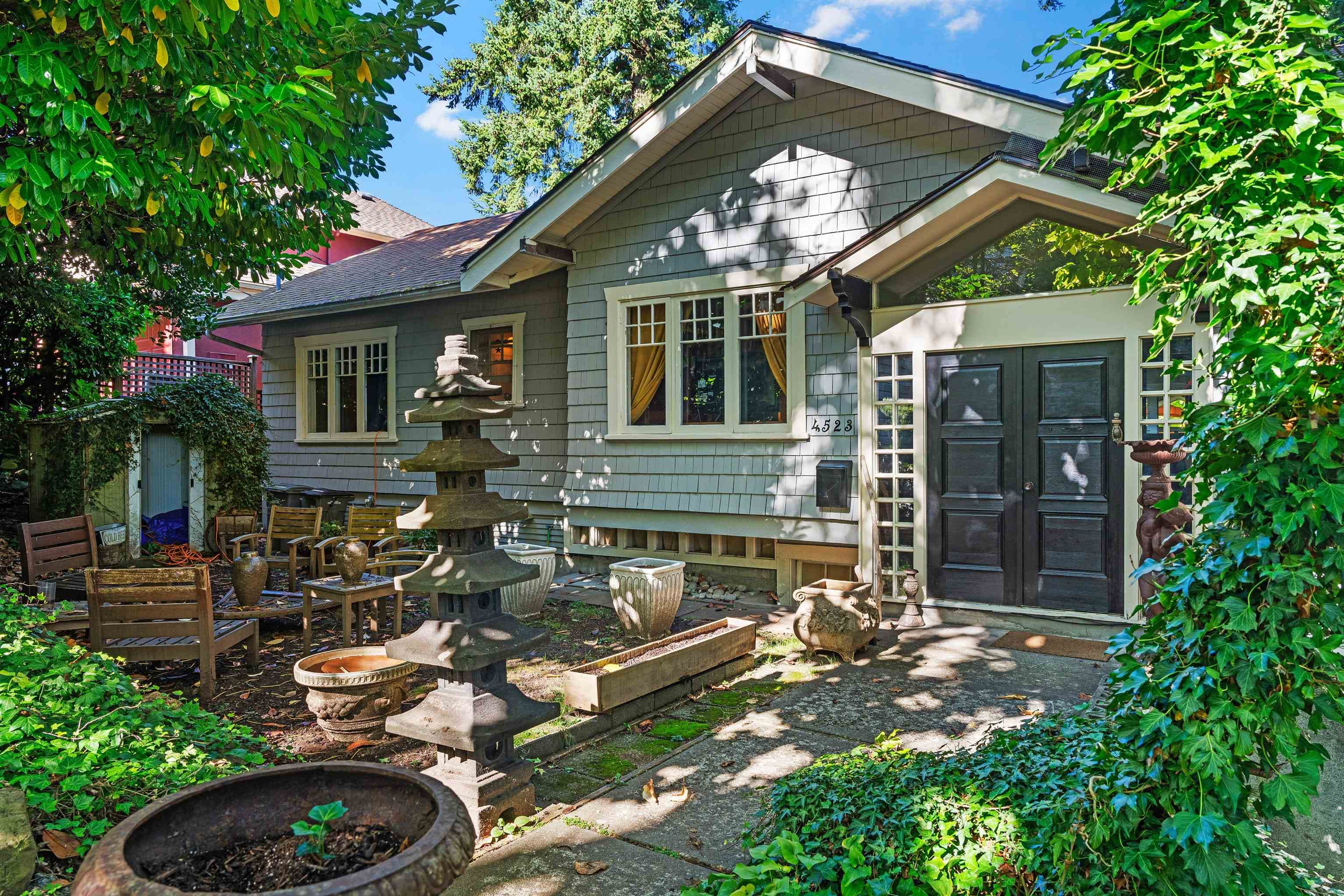 4523 W 1st Avenue, Vancouver, V6R 1H7 — photo 2