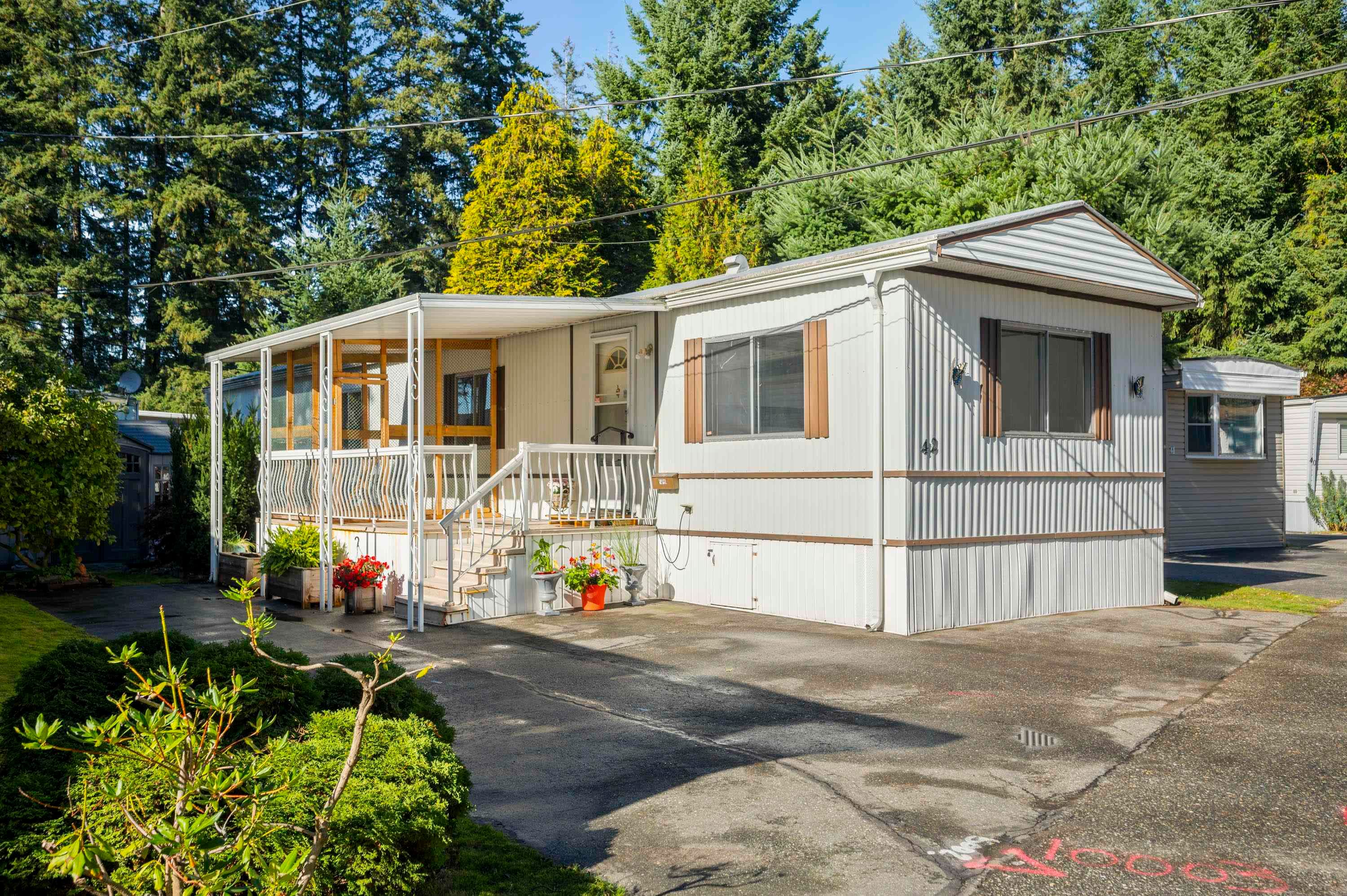42 - 9080 198 Street, Langley, V1M 3A8 — photo 1