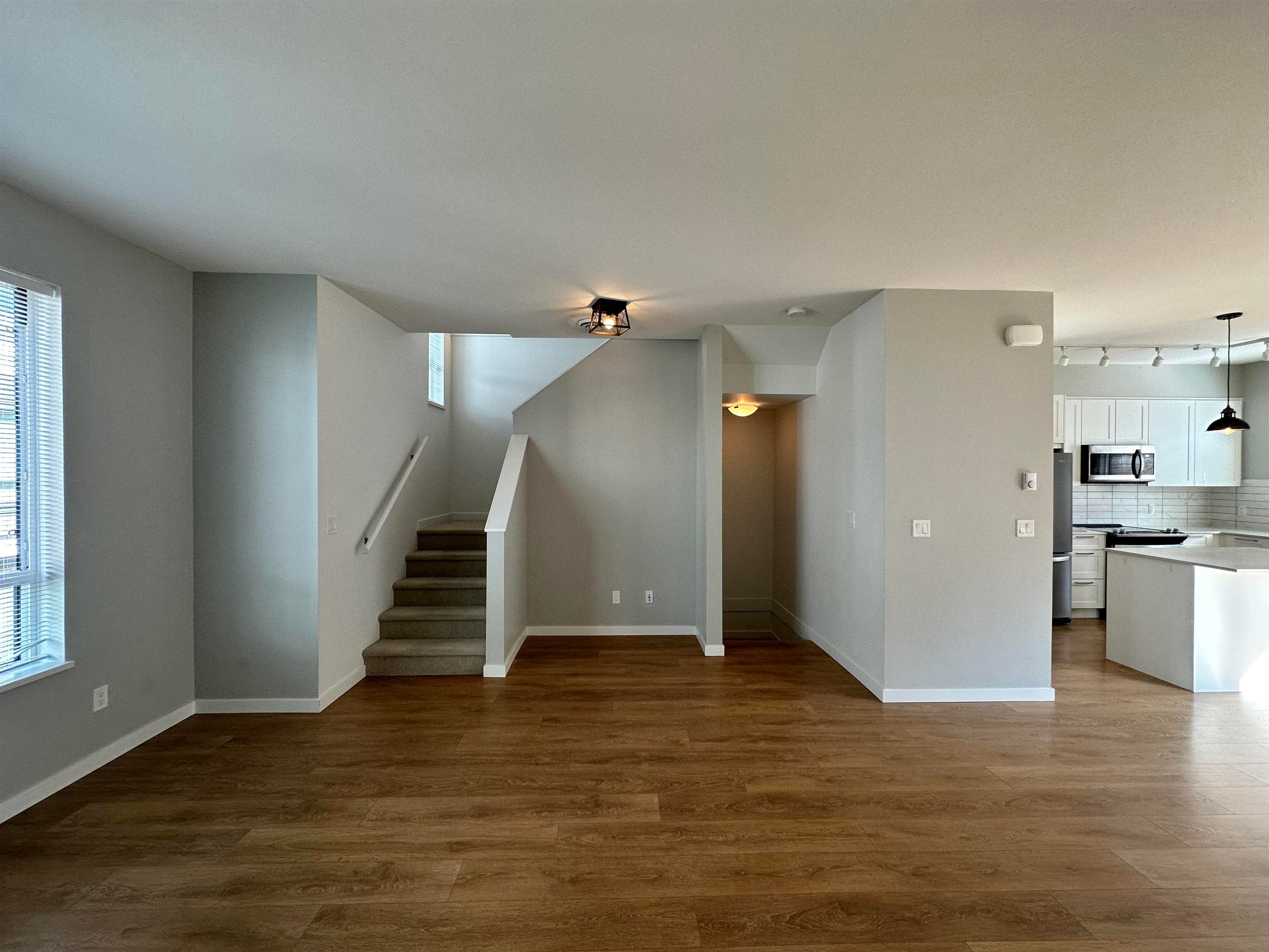 1604 - 18505 Laurensen Place, Surrey, V4N 6R7 — photo 5