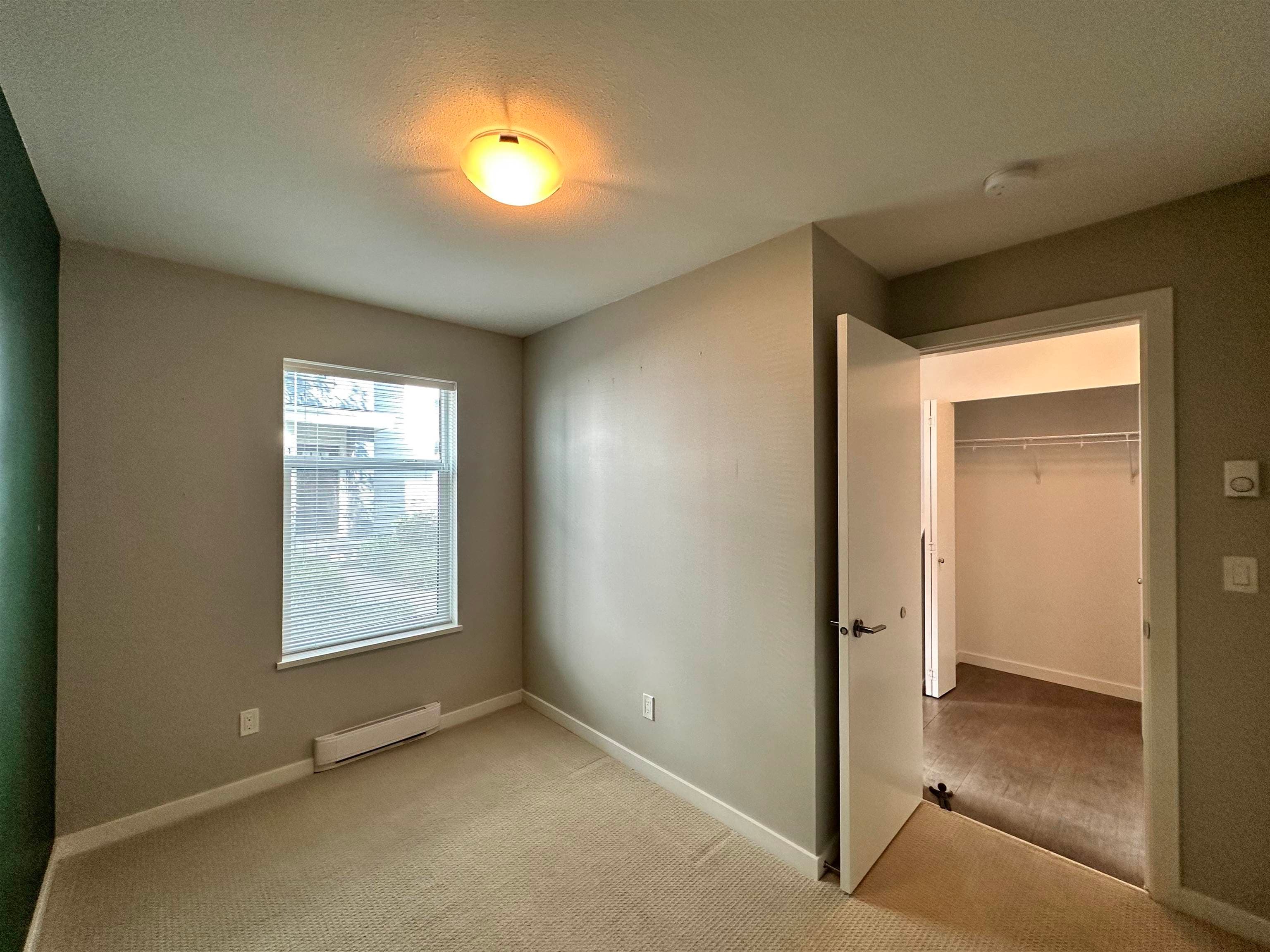 1604 - 18505 Laurensen Place, Surrey, V4N 6R7 — photo 4