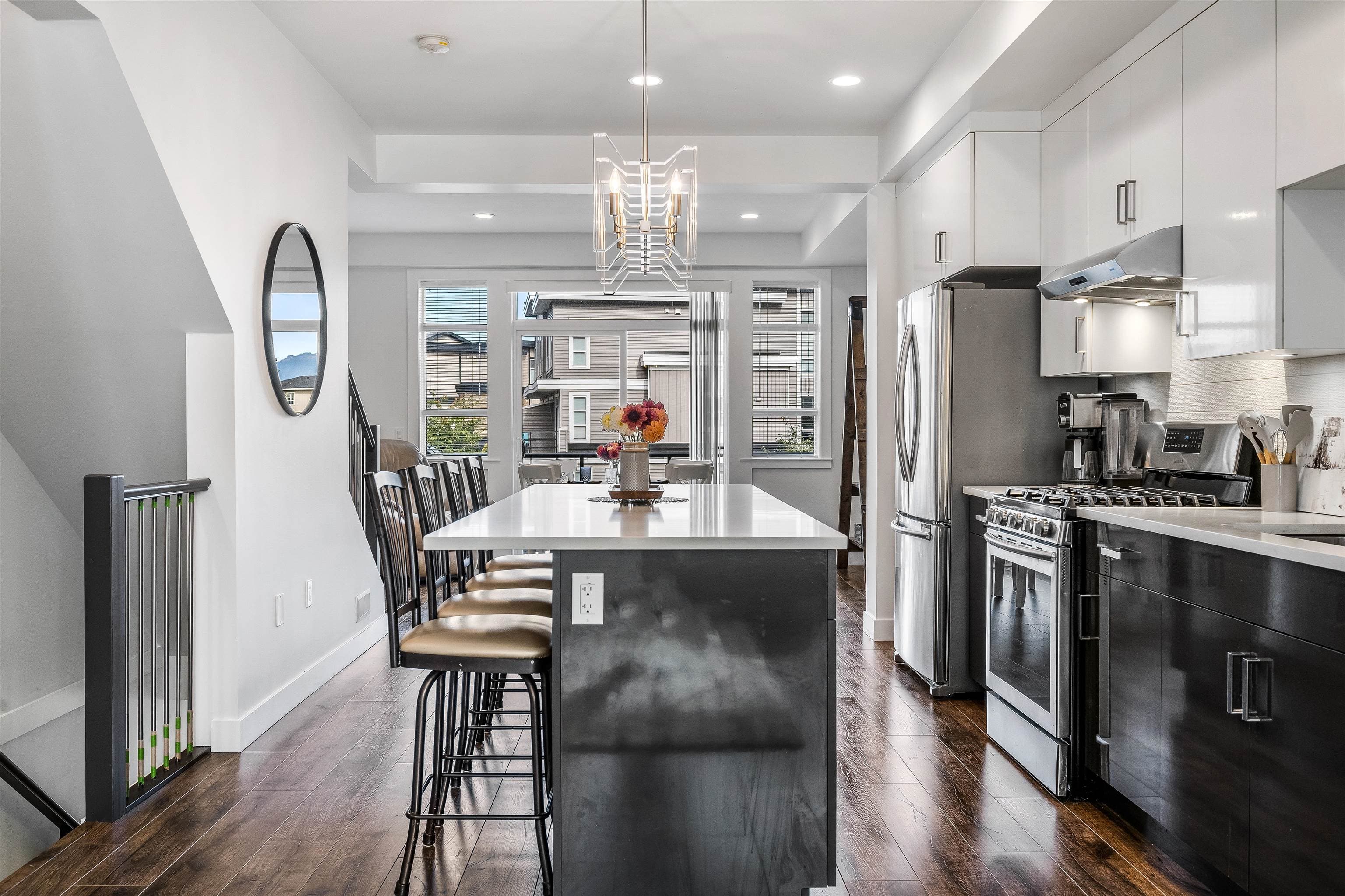 8 - 8413 Midtown Way, Chilliwack, V2P 0G7 — photo 4