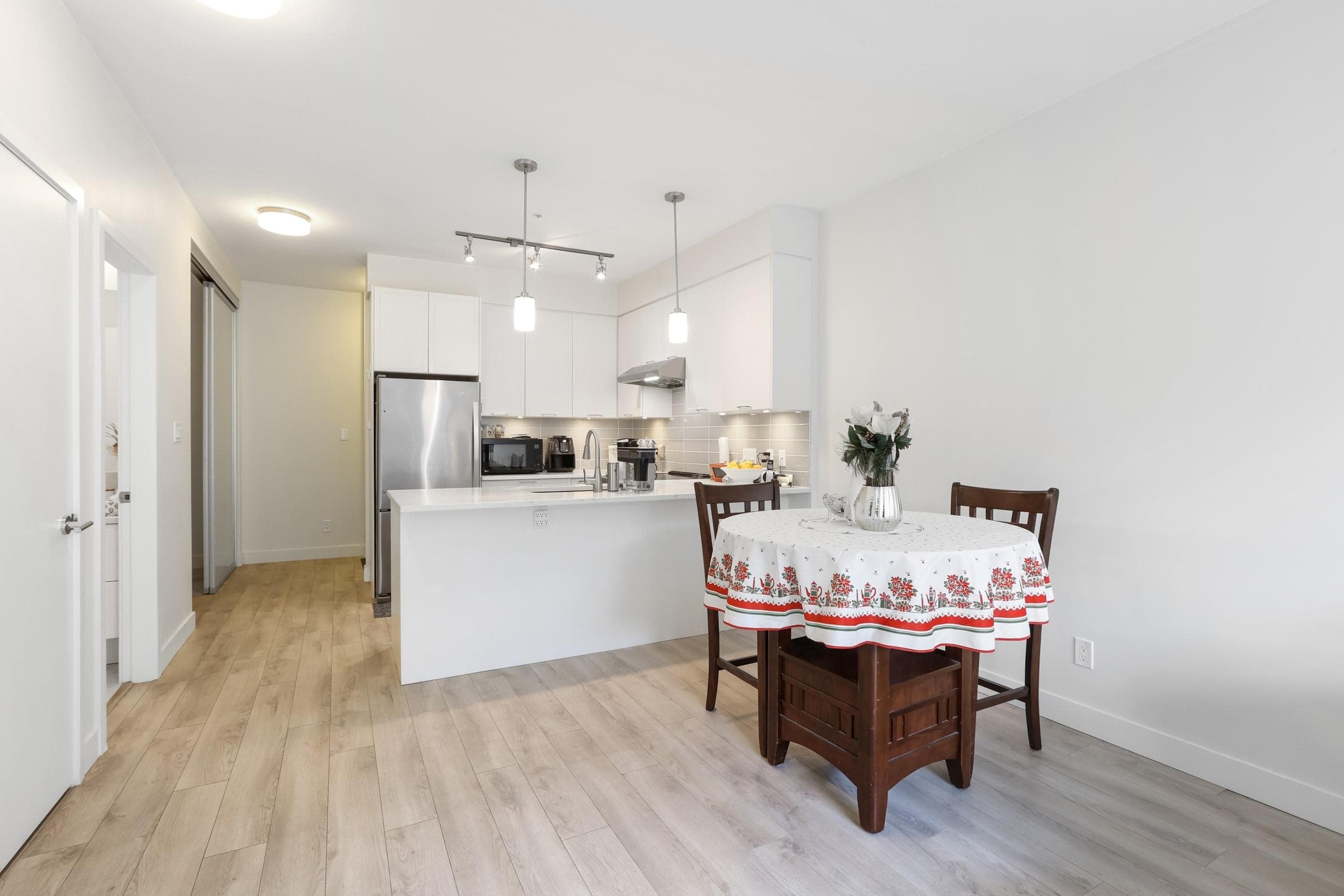 106 - 828 Gauthier Avenue, Coquitlam, V3K 0E9 — photo 3