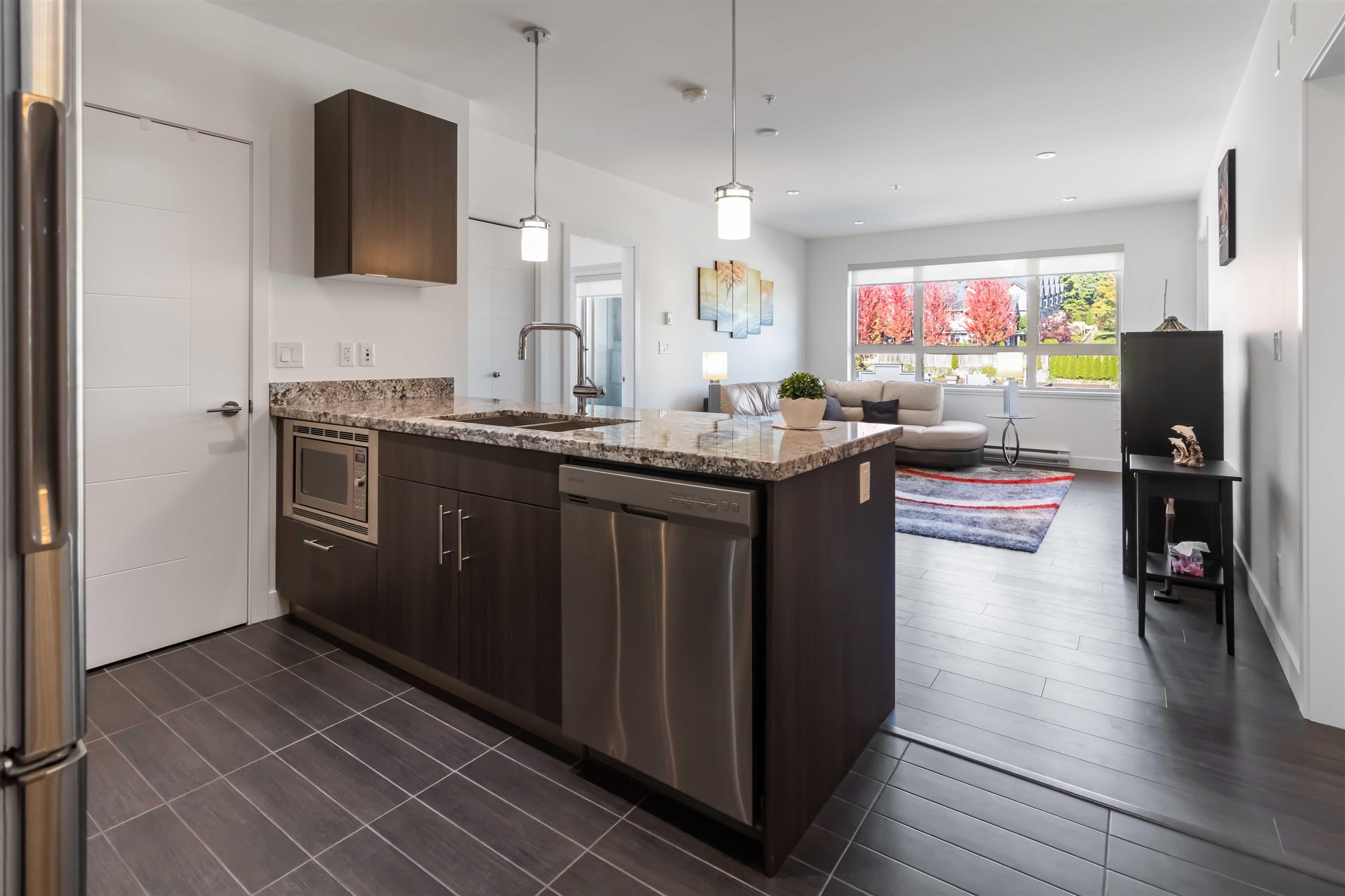 303 - 5688 Hastings Street, Burnaby, V5B 1R4 — photo 5