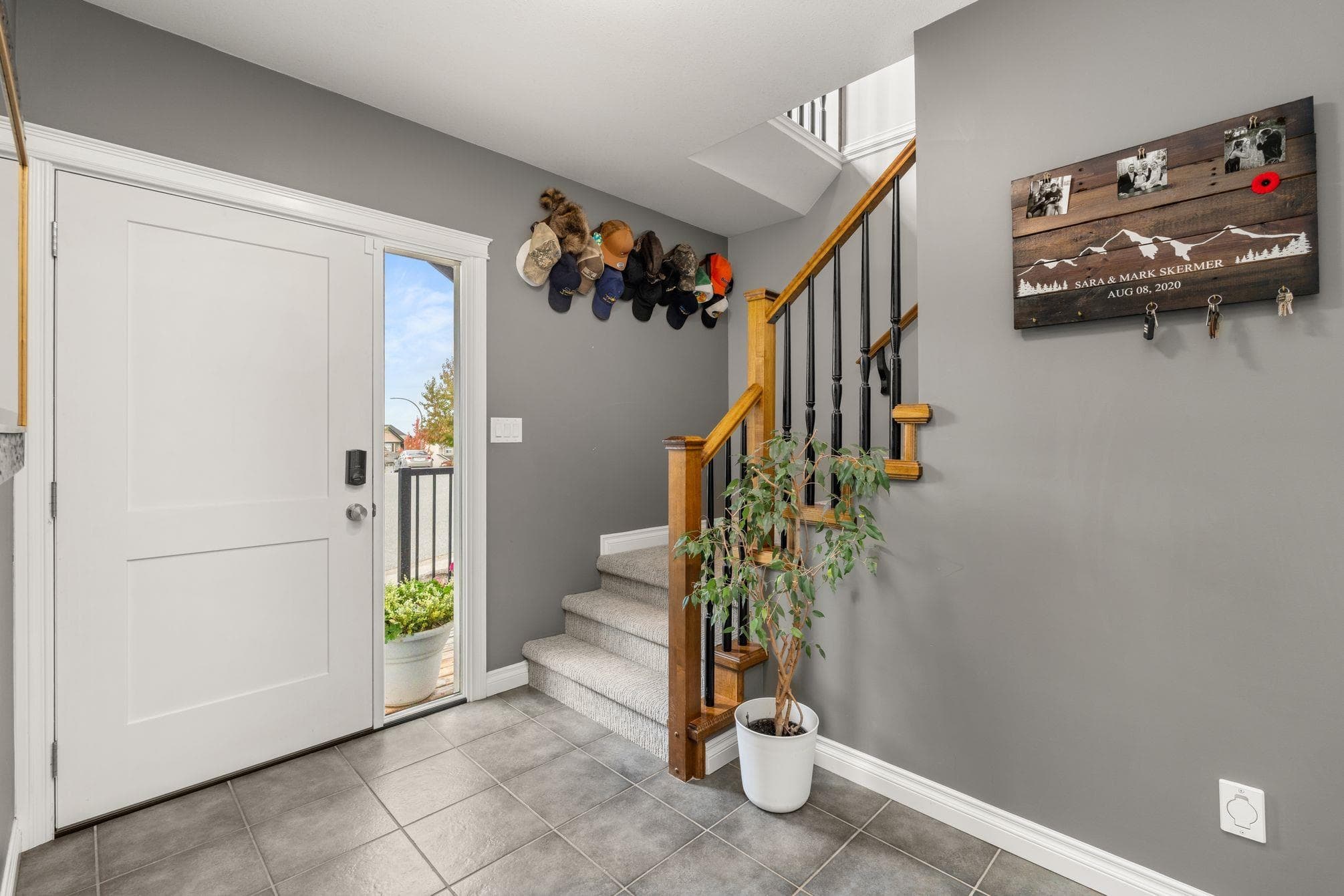 3330 Goldstream Drive, Abbotsford, V3G 3B7 — photo 2
