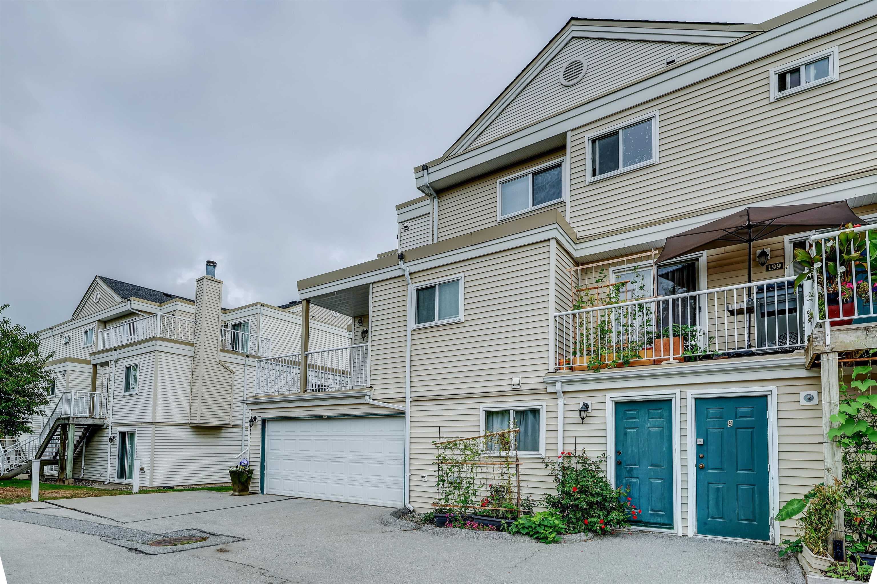 200 - 10077 156 Street, Surrey, V3R 4L6 — photo 2