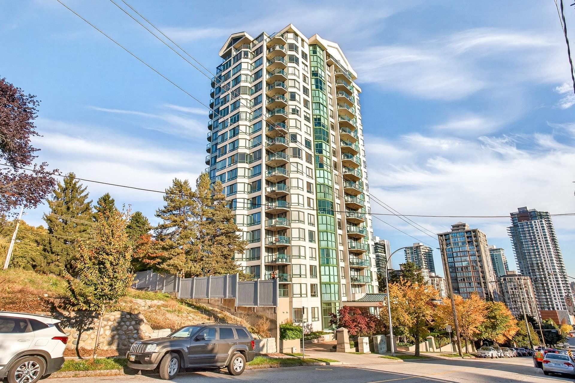 706 - 121 Tenth Street, New Westminster, V3M 3X7 — photo 2