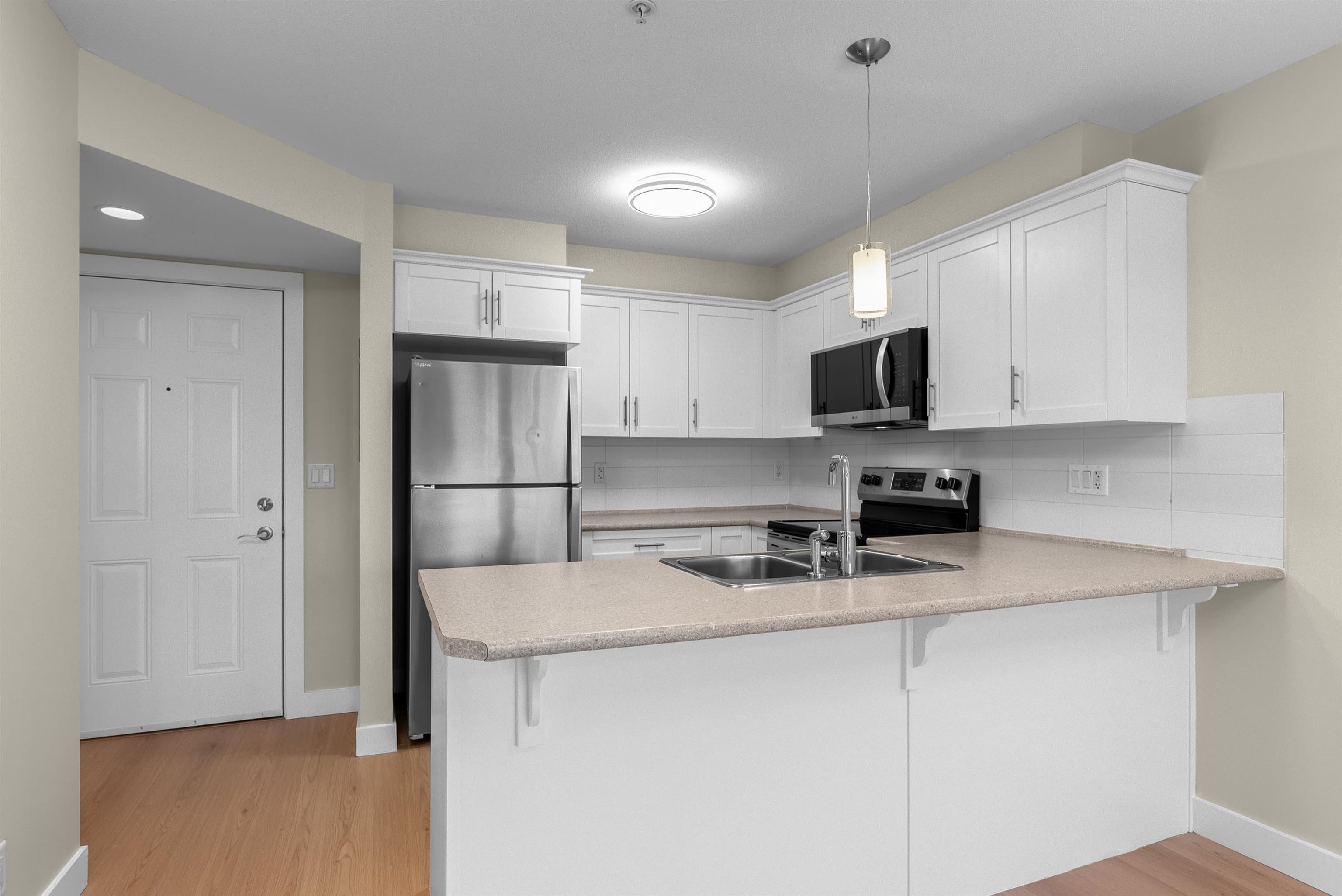 202 - 46150 Bole Avenue, Chilliwack, V2P 0B7 — photo 3