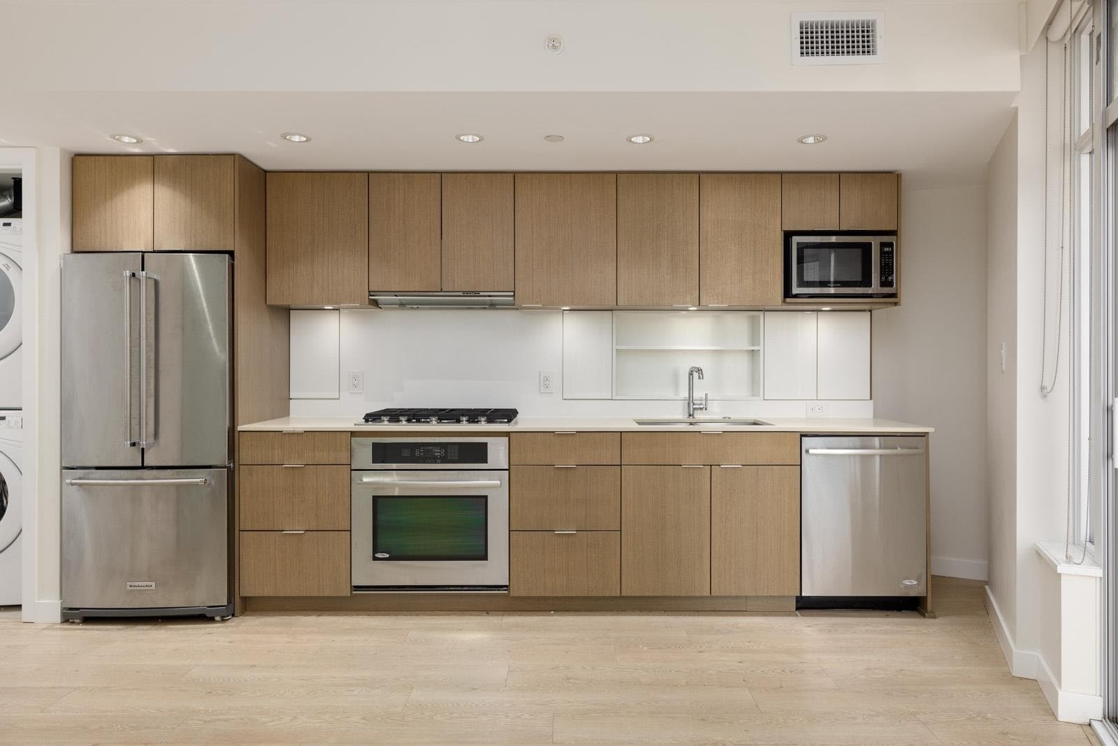 202 - 161 E 1st Avenue, Vancouver, V6A 0G1 — photo 1