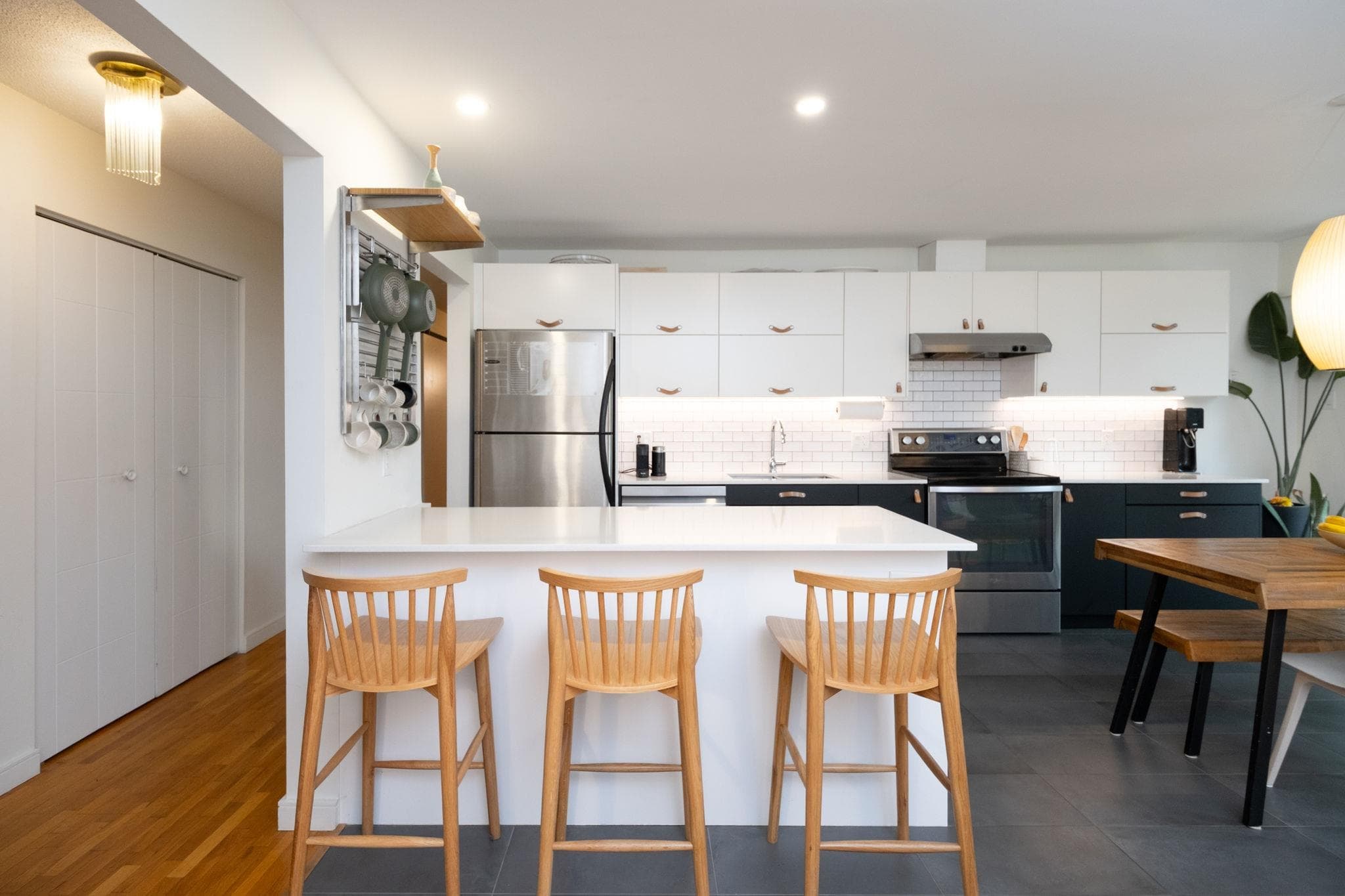 412 - 555 W 28 Street, North Vancouver, V7N 2J7 — photo 2