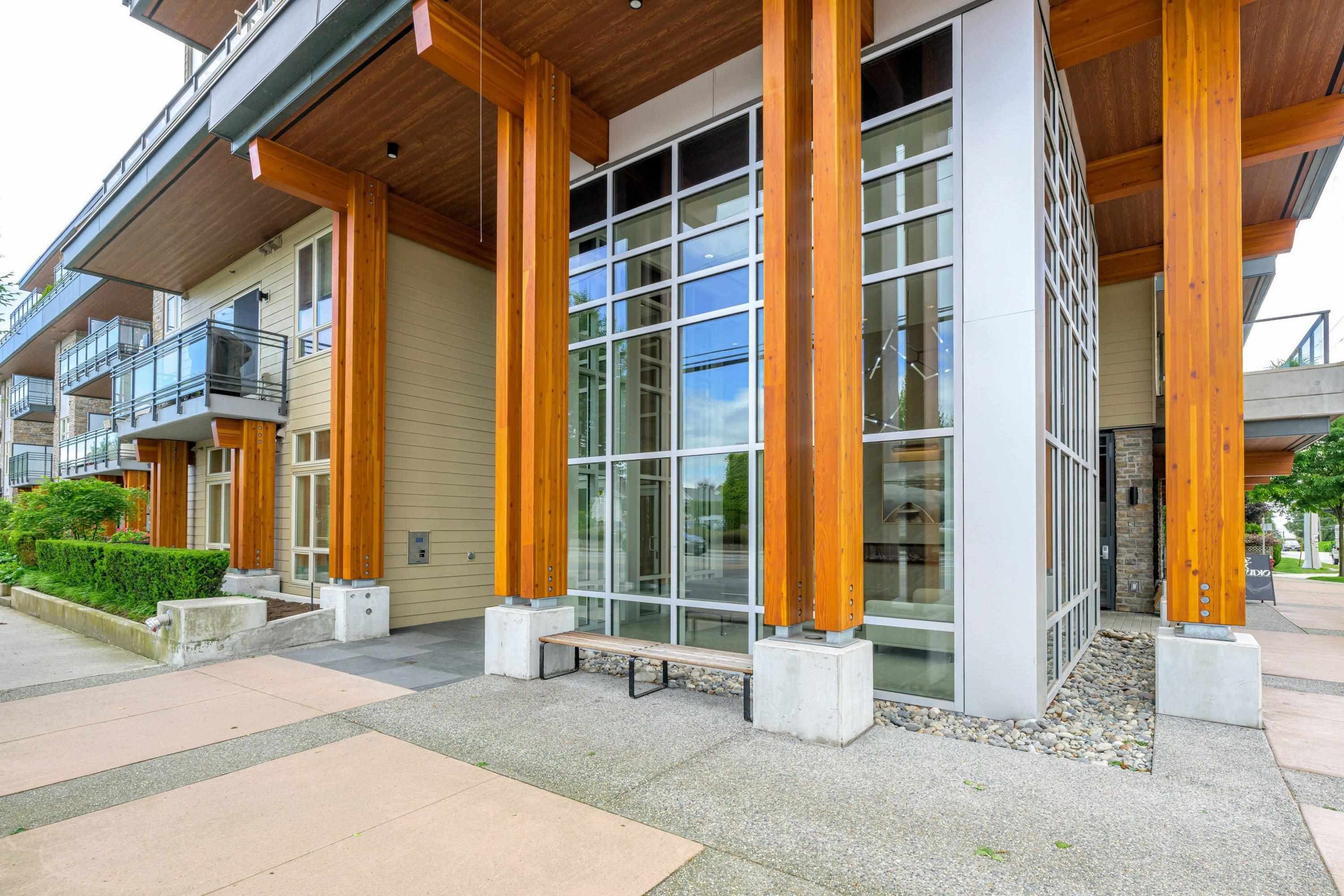 312 - 14022 North Bluff Road, White Rock, V4B 3C3 — photo 4