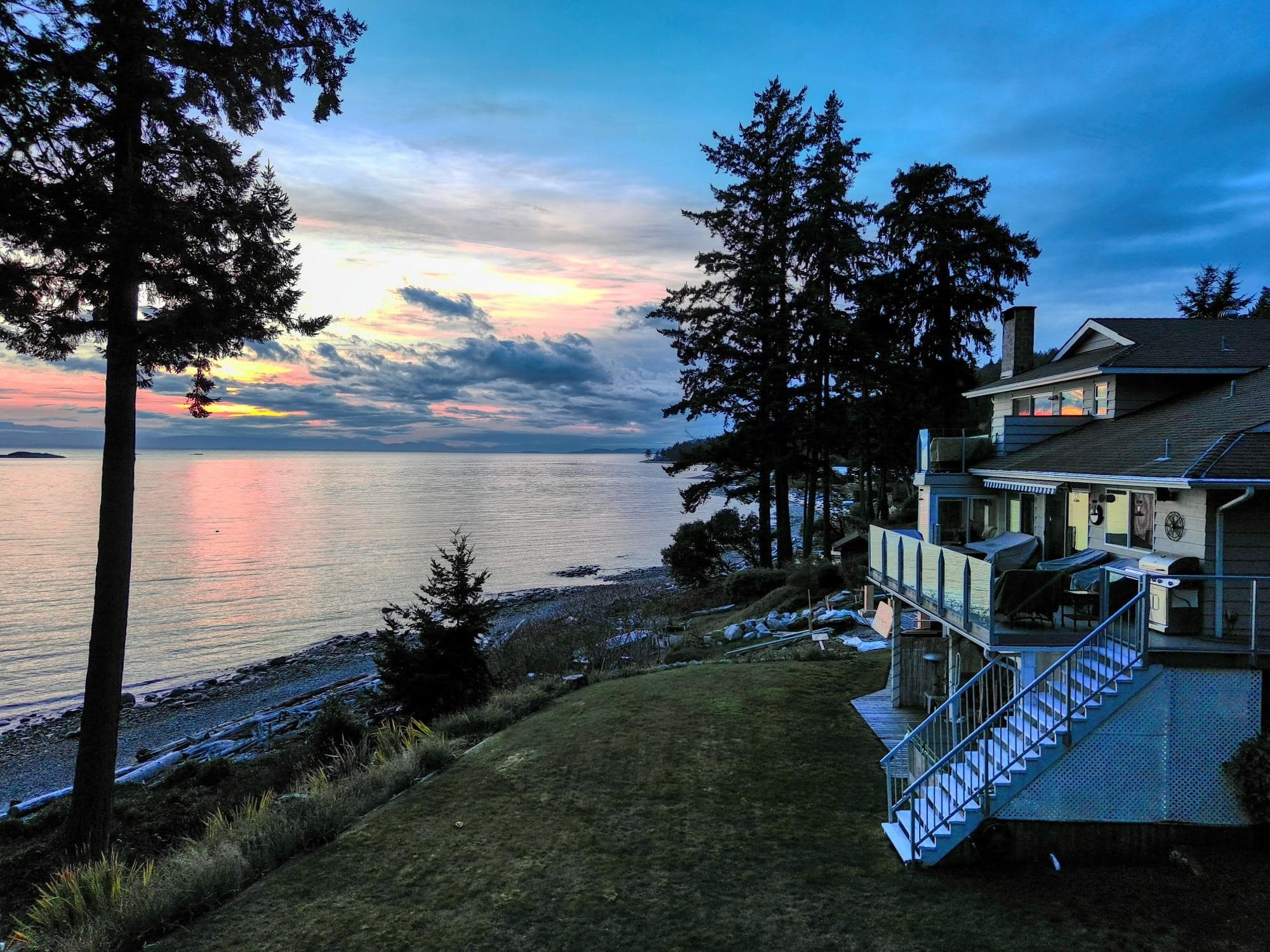 6437 Sunshine Coast Highway, Sechelt, V7Z 0N6 — photo 2
