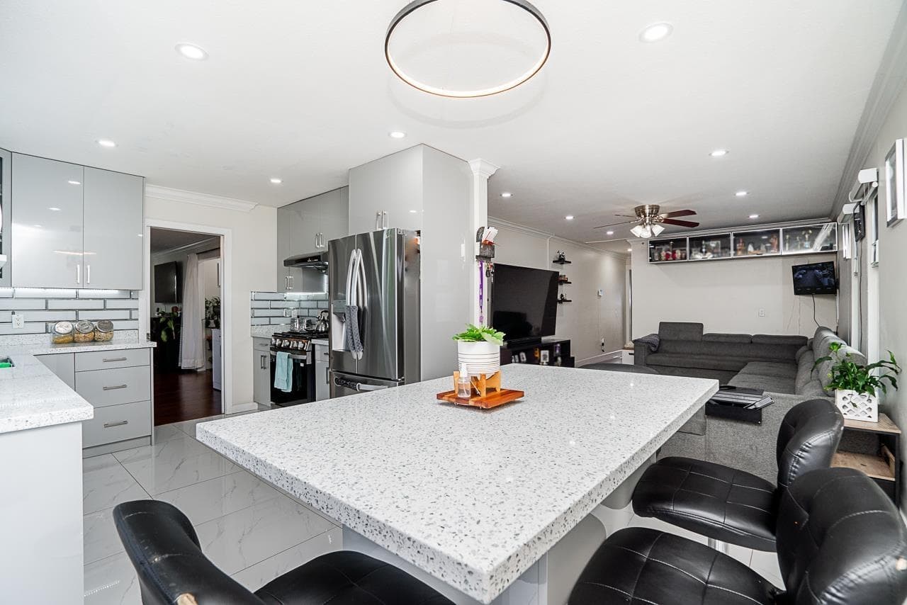 13044 64 Avenue, Surrey