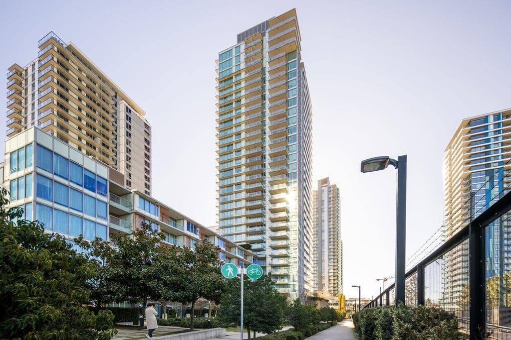 1501 - 8131 Nunavut Lane, Vancouver, V5X 0E2 — photo 1