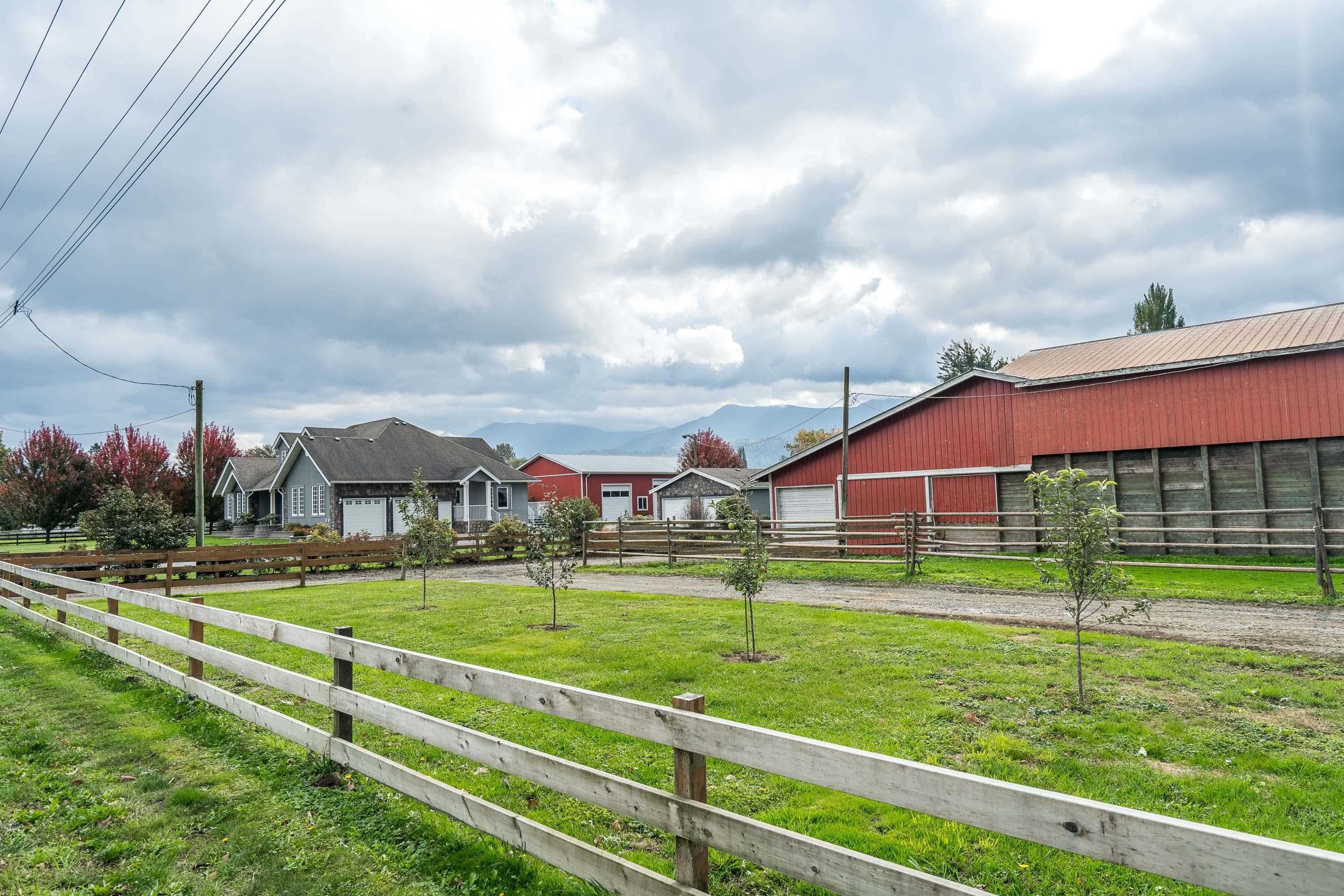 42872 South Sumas Road, Chilliwack, V2R 4L7 — photo 5