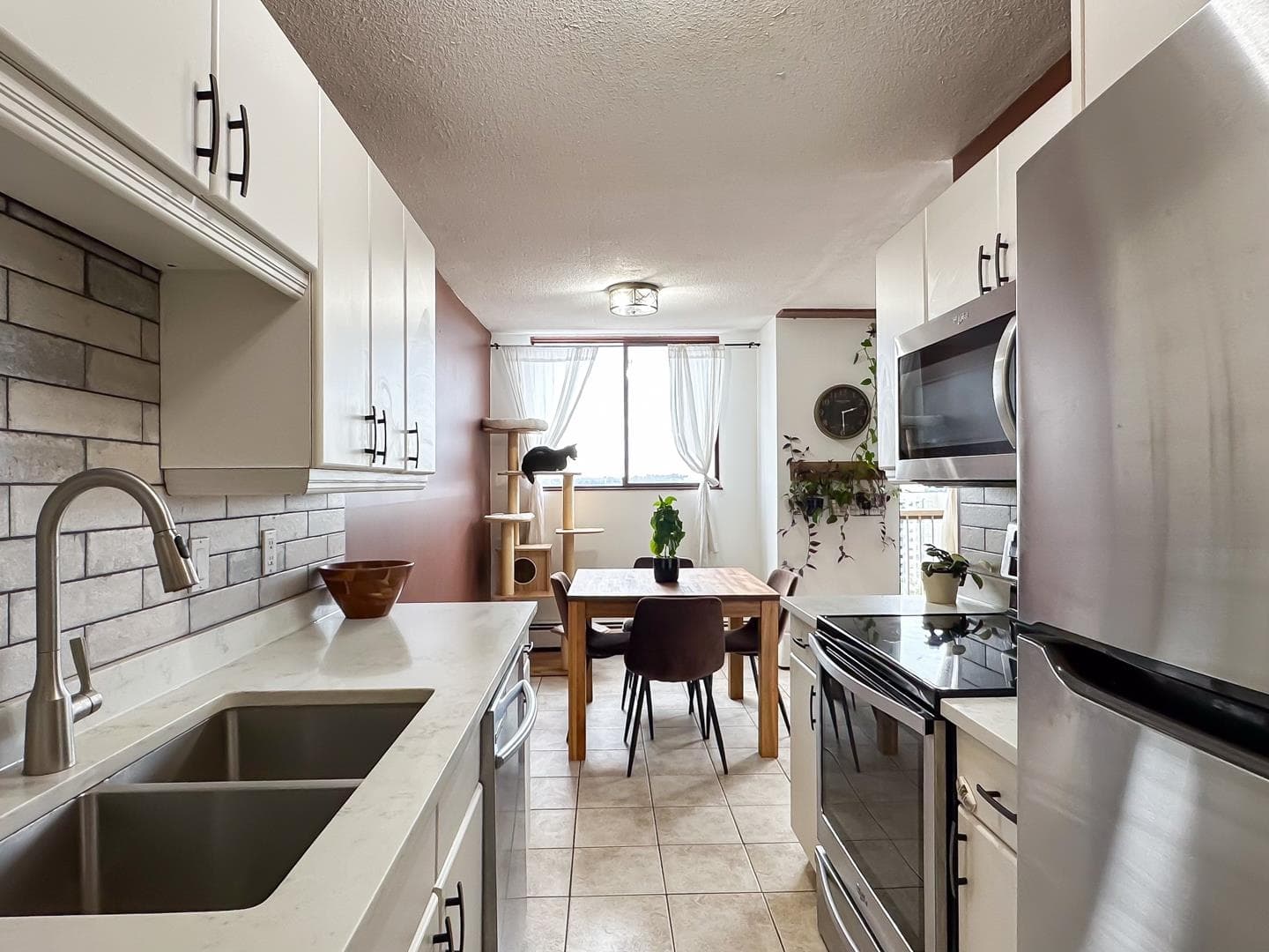502 - 320 Royal Avenue, New Westminster, V3L 5C6 — photo 5
