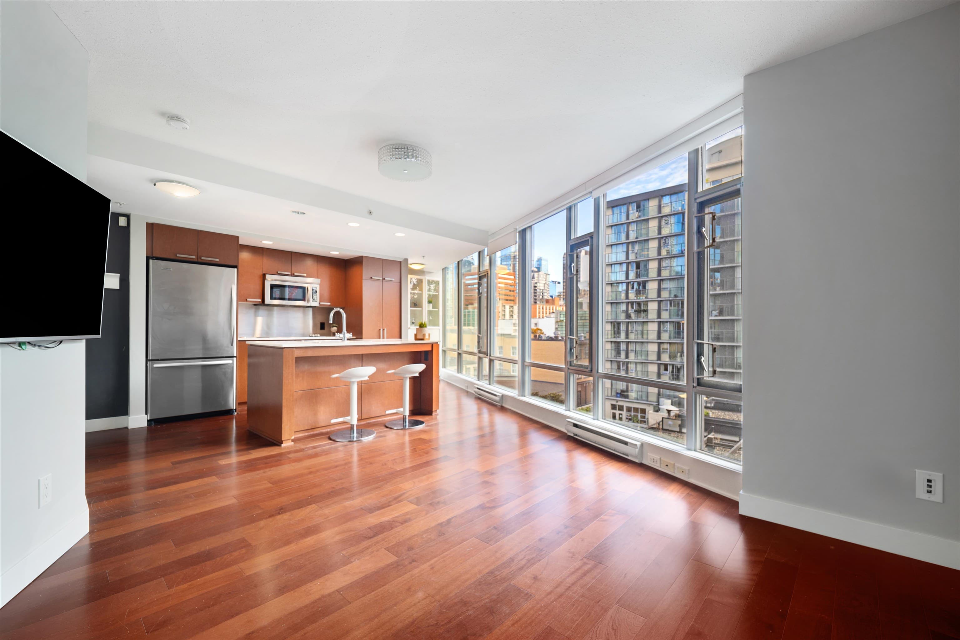 701 - 1255 Seymour Street, Vancouver, V7J 2J8 — photo 5