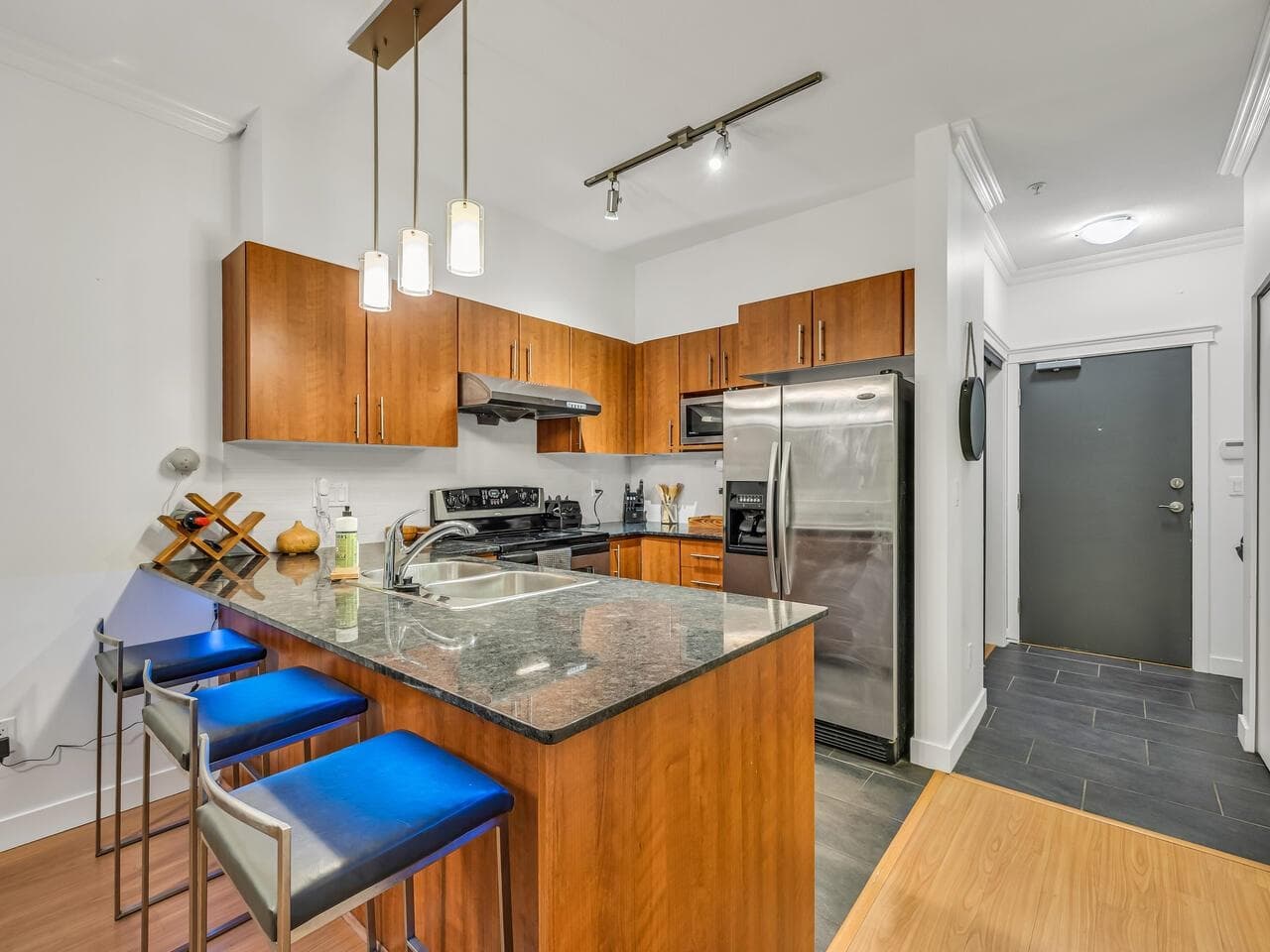 119 - 1633 Mackay Avenue, North Vancouver, V7P 0A2 — photo 4