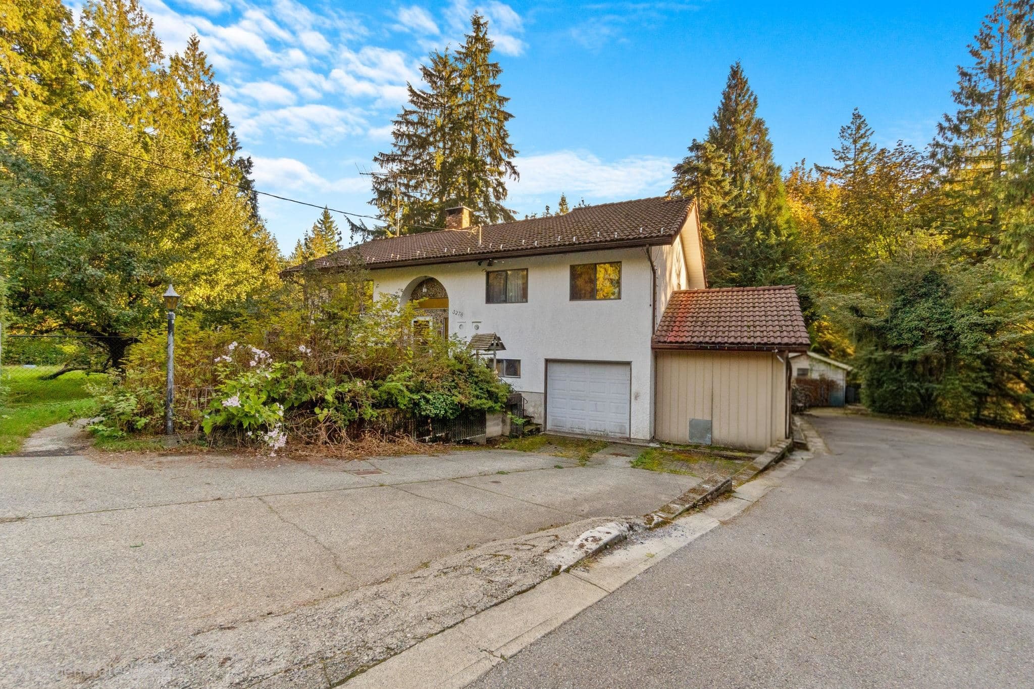 3278 Coy Avenue, Coquitlam, V3E 3H3 — photo 5