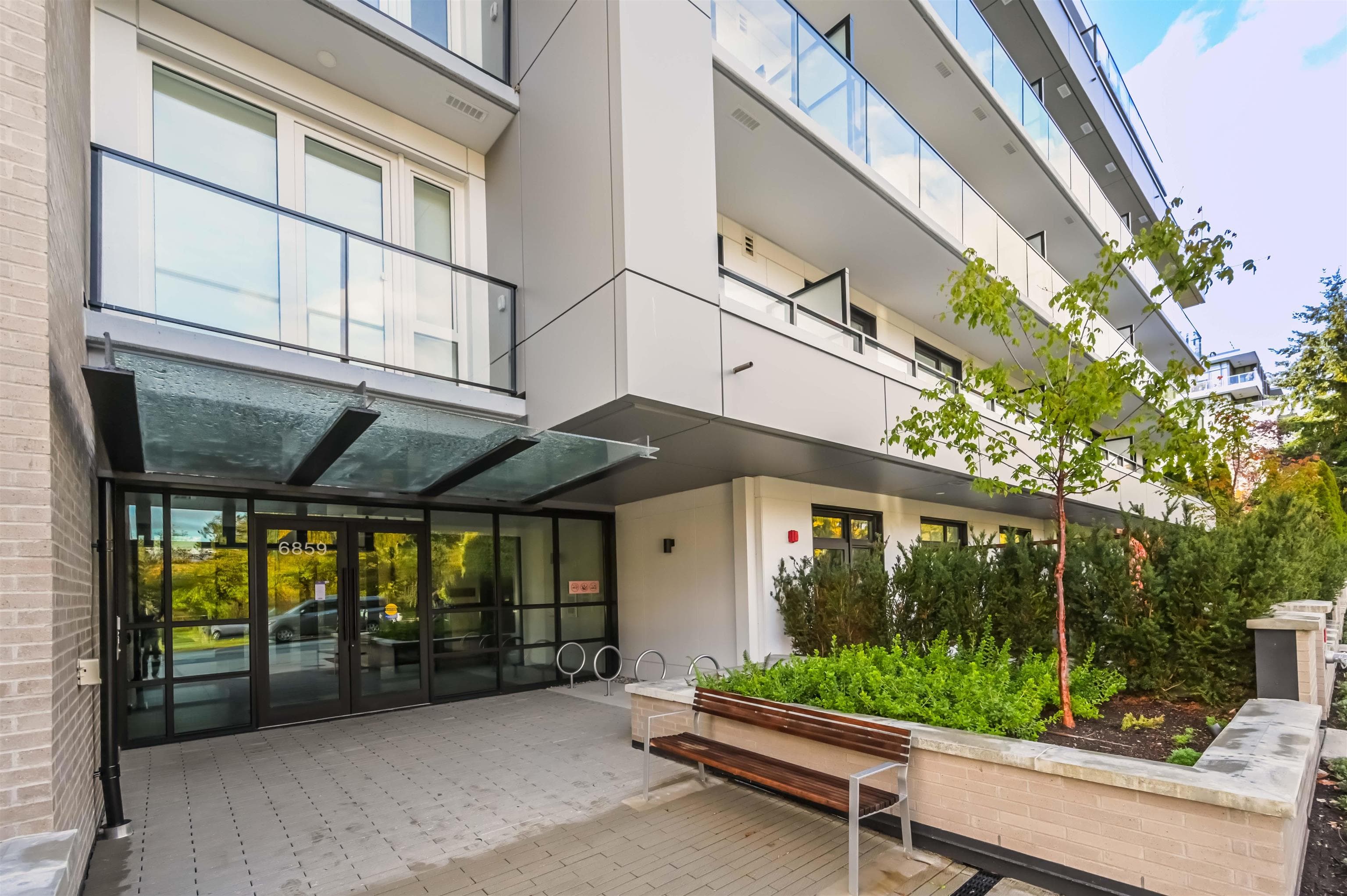 303 - 6859 Cambie Street, Vancouver, V6P 0M4 — photo 4