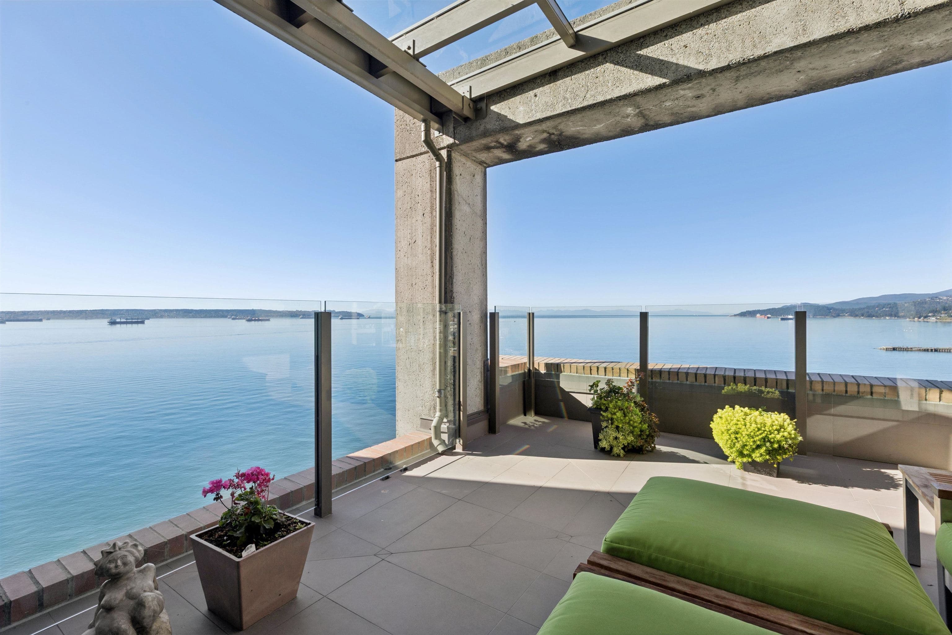 9 - 2250 Bellevue Avenue, West Vancouver, V7V 1C6 — photo 1