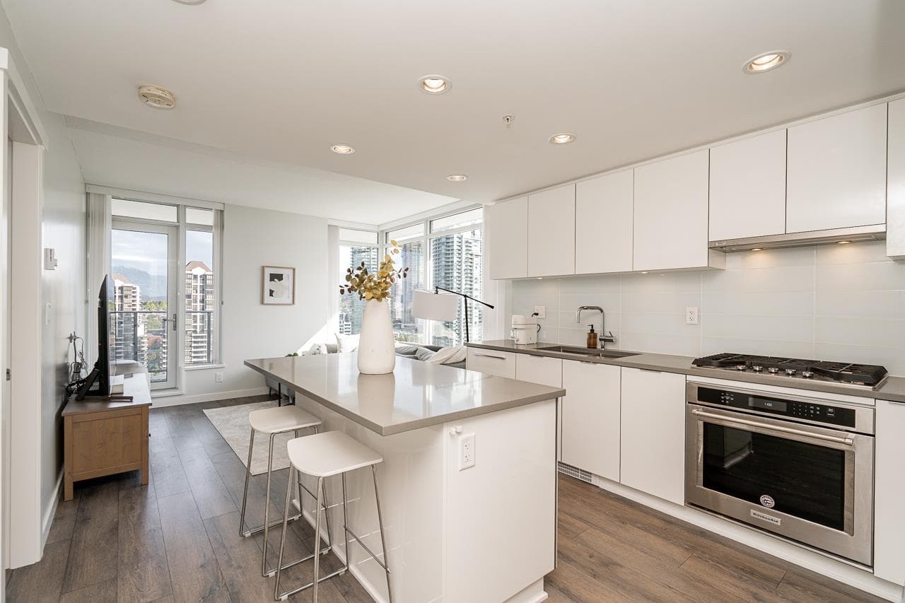 2808 - 2388 Madison Avenue, Burnaby, V5C 0K8 — photo 3