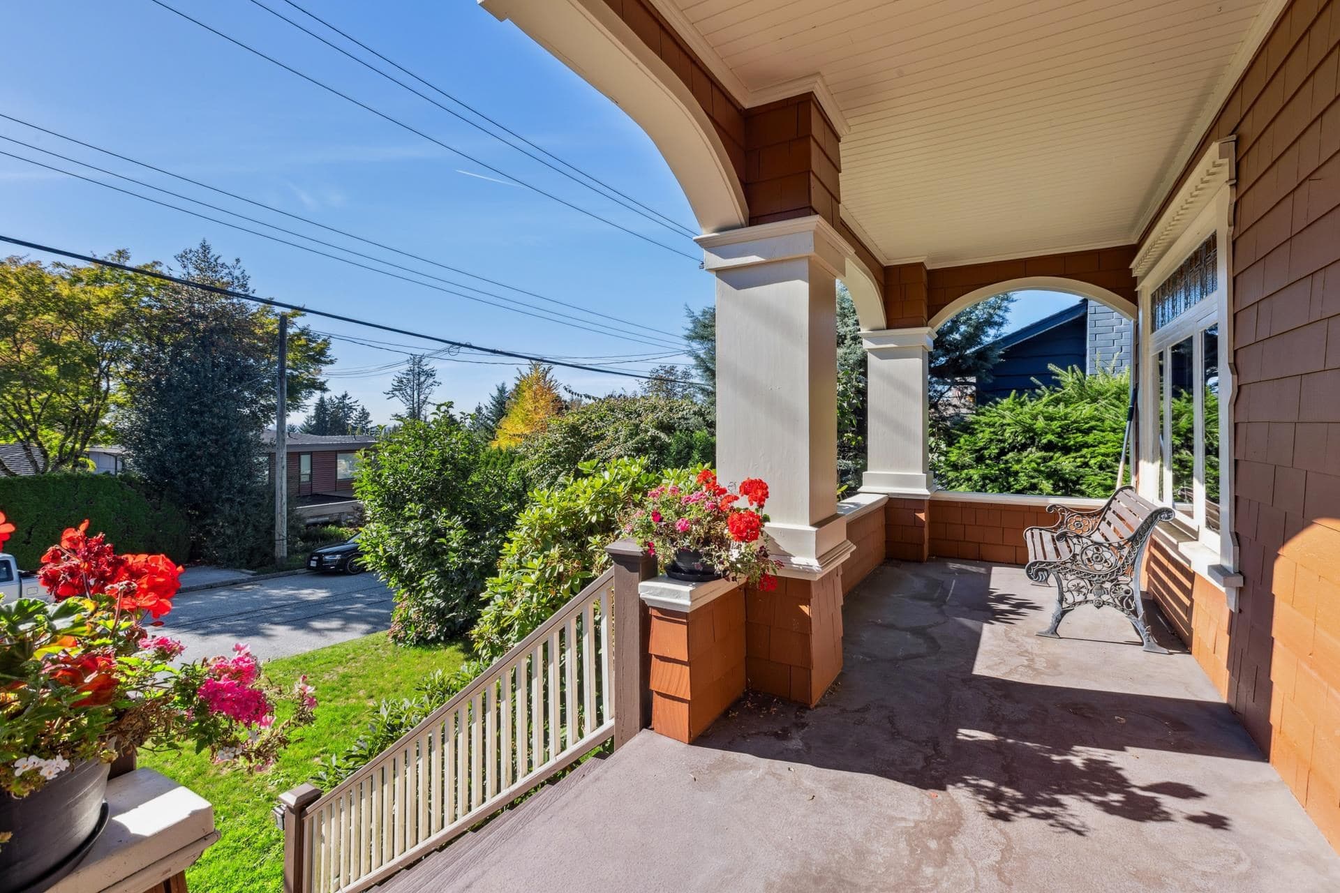 234 W Windsor Road, North Vancouver, V7N 2N1 — photo 2