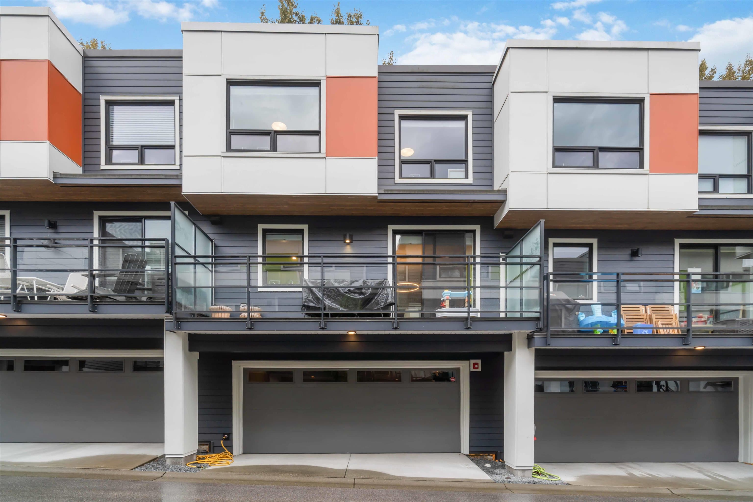 505 - 3105 St George Street, Port Moody