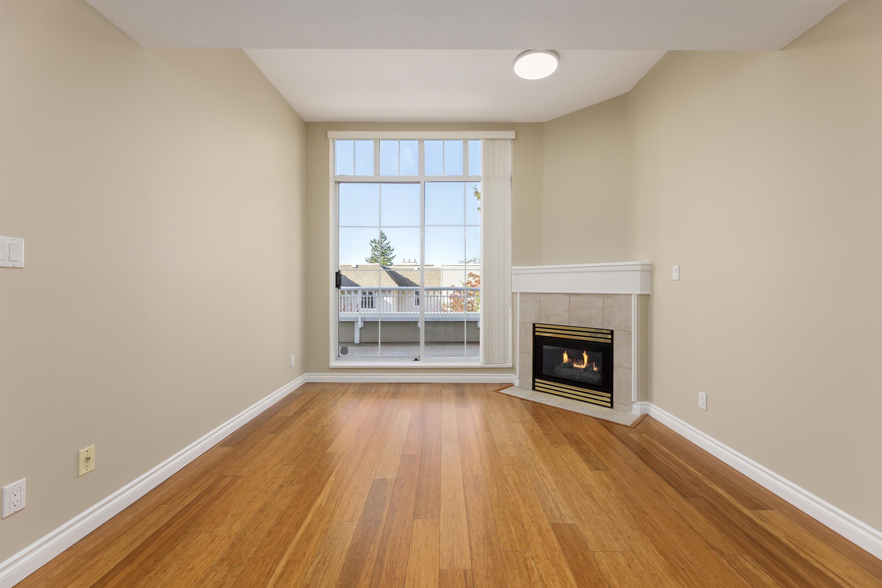 301 - 7117 Antrim Avenue, Burnaby, V5J 5K1 — photo 2