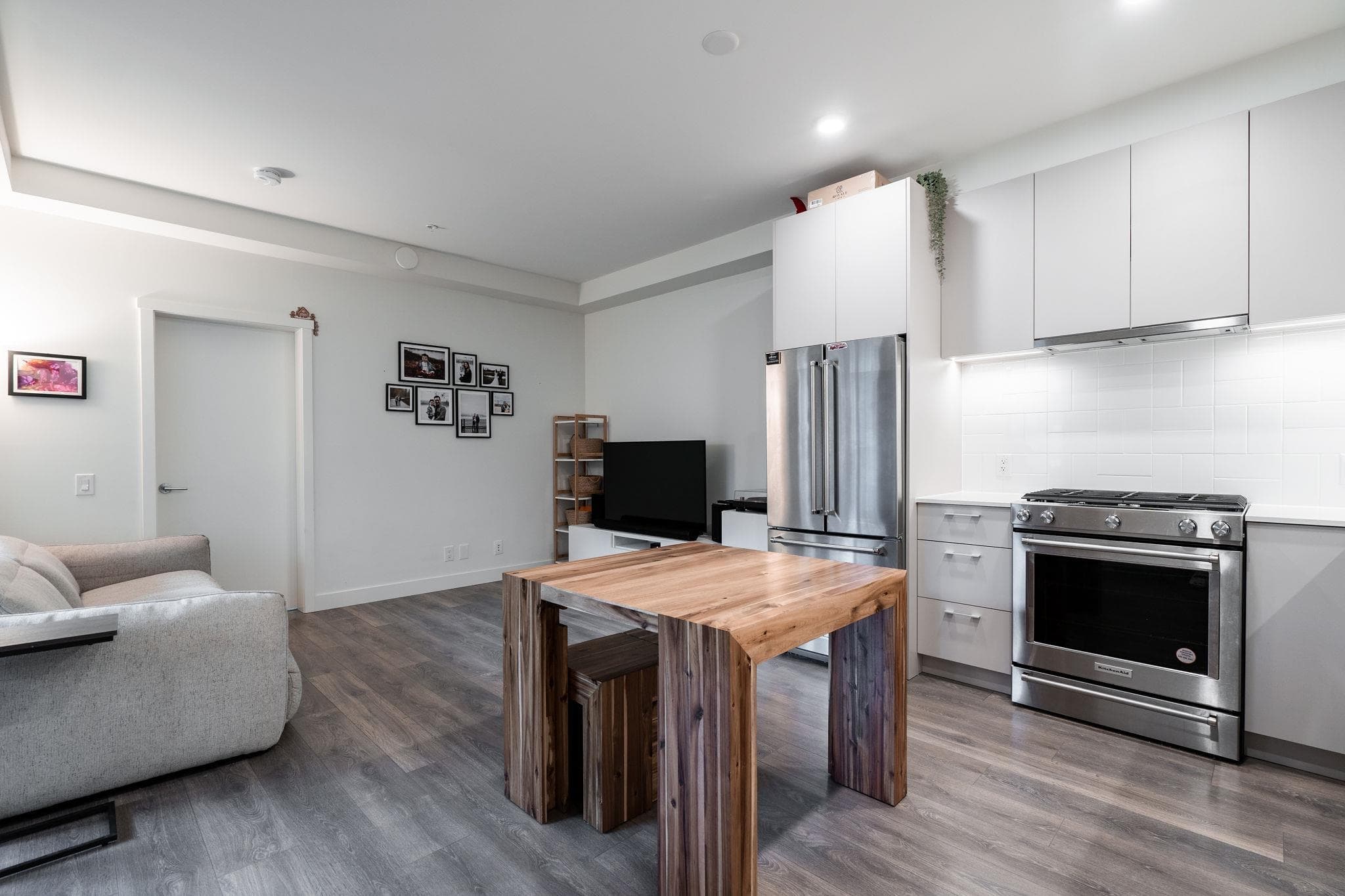 101 - 741 Anskar Court, Coquitlam, V3J 0N3 — photo 3
