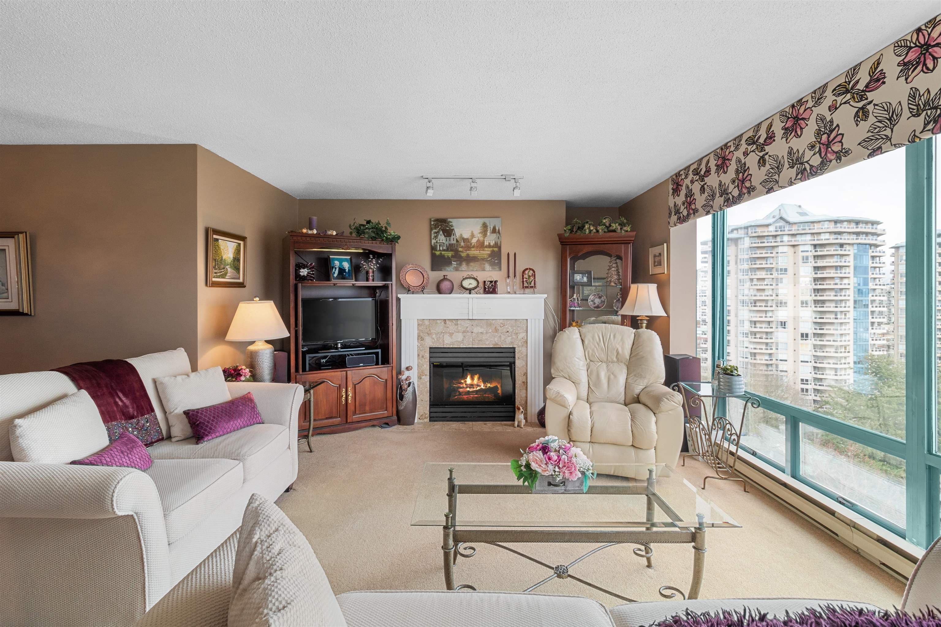 1101 - 8 Laguna Court, New Westminster, V3M 6M6 — photo 2