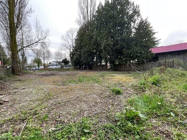 15505 104 Avenue, Surrey, V3R 1N9 — photo 4