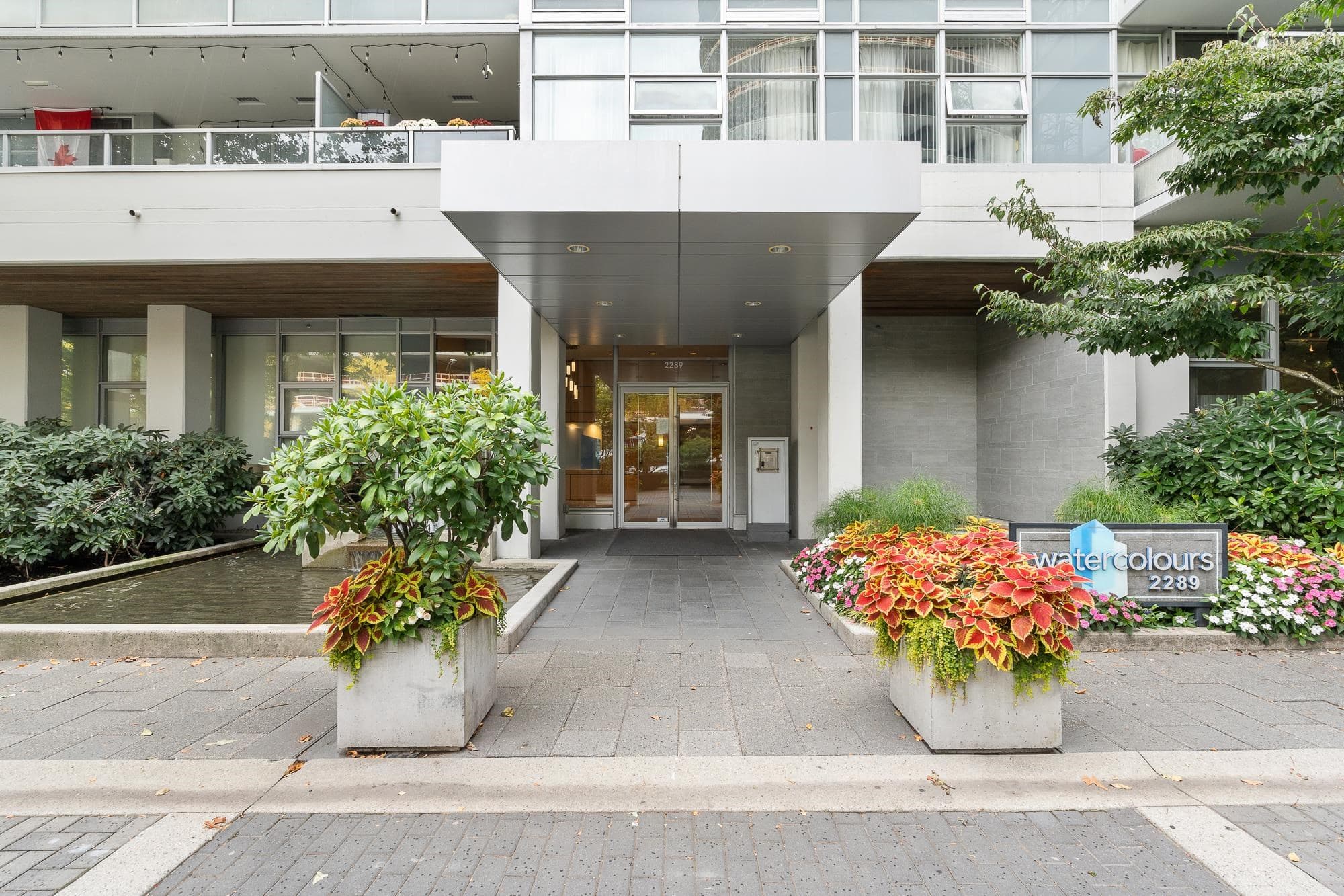 707 - 2289 Yukon Crescent, Burnaby, V5C 0B2 — photo 3