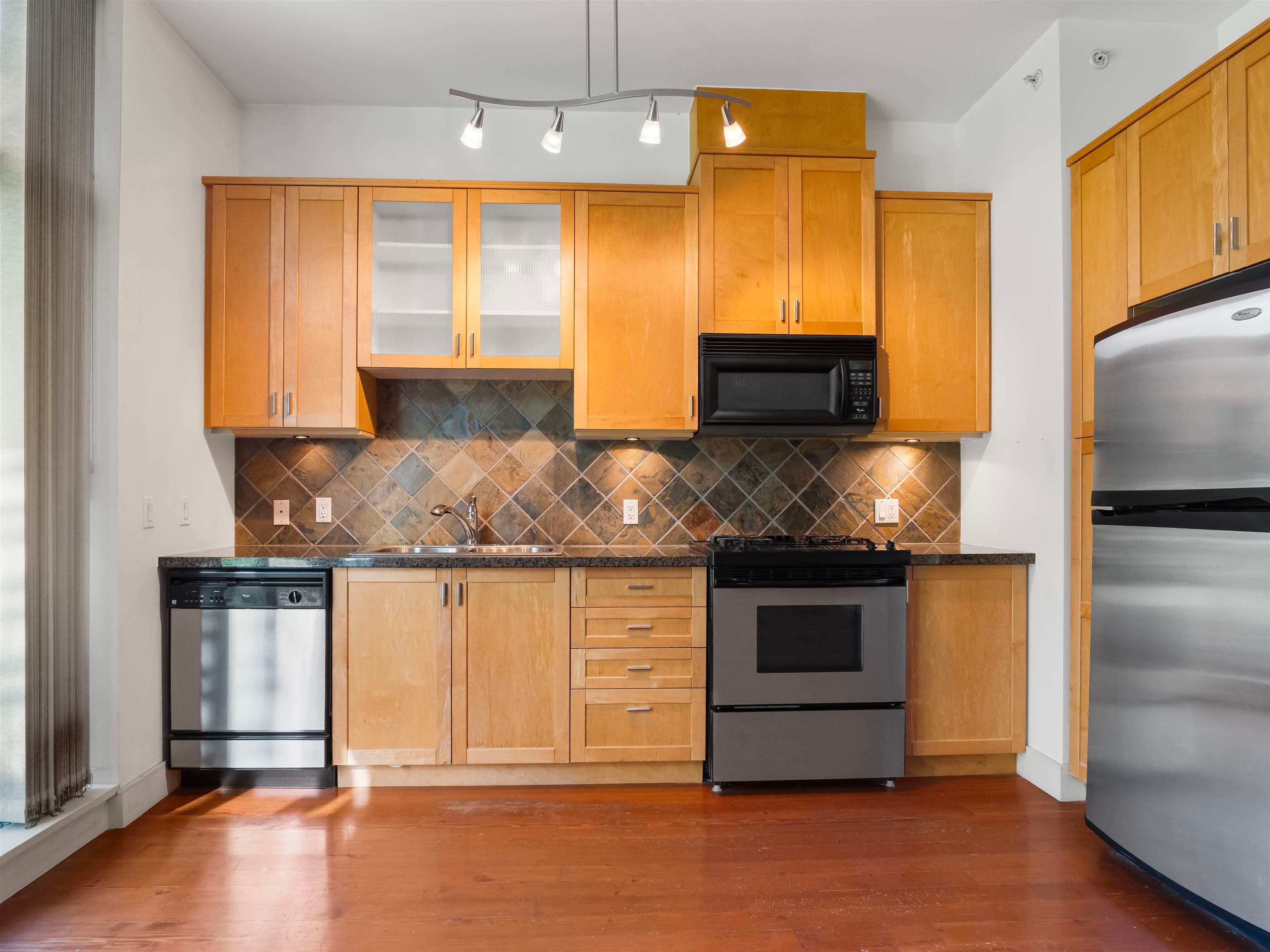 110 - 8988 Hudson Street, Vancouver, V6P 6Z1 — photo 5