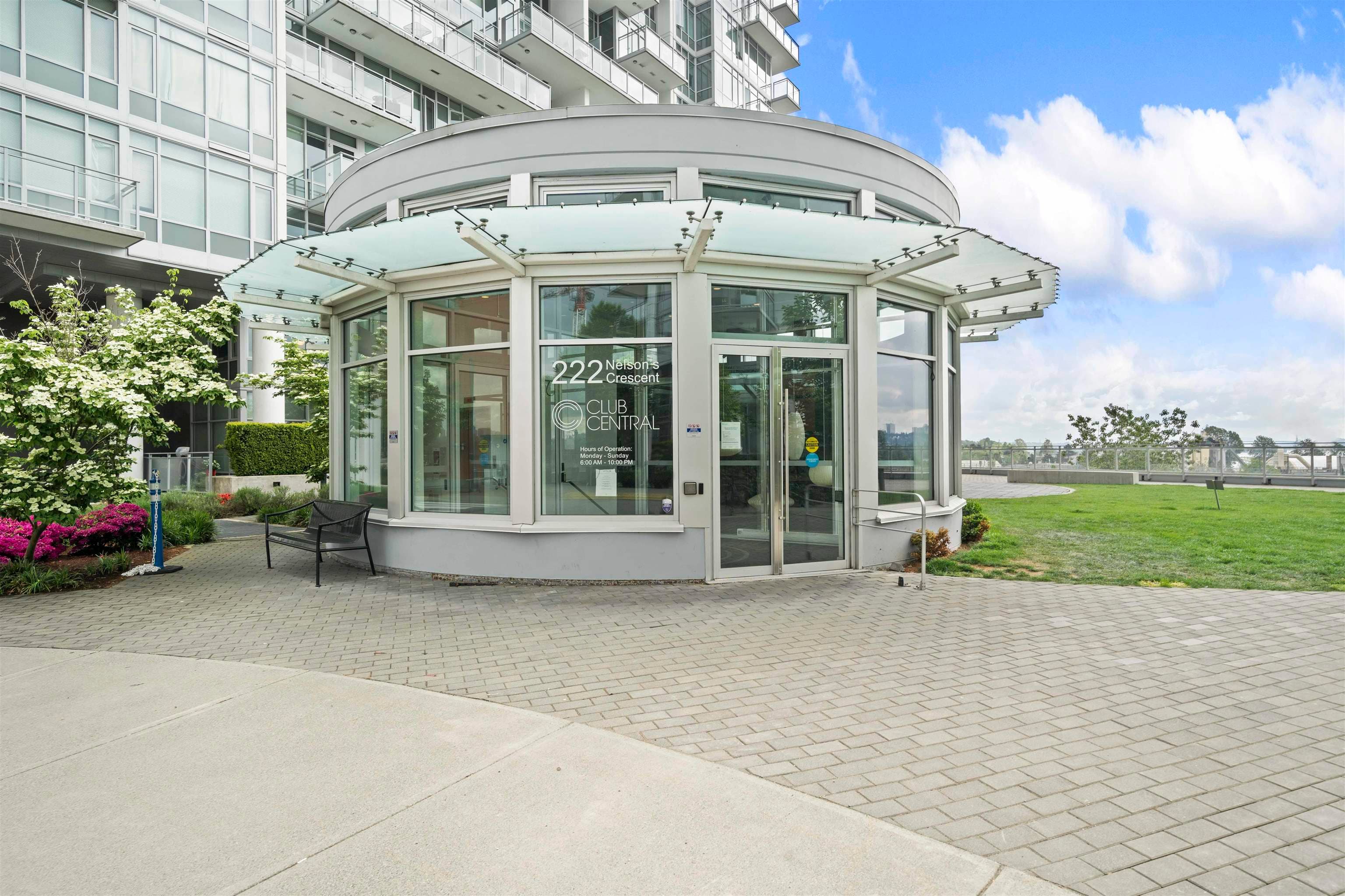 713 - 258 Nelson's Court, New Westminster, V3L 0J9 — photo 3