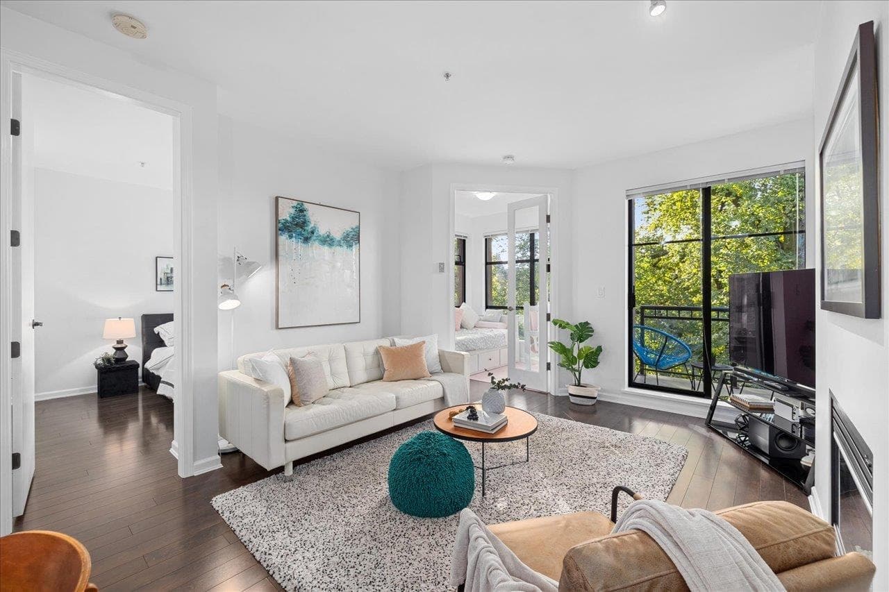 412 - 2065 W 12th Avenue, Vancouver, V6J 5L9 — photo 1