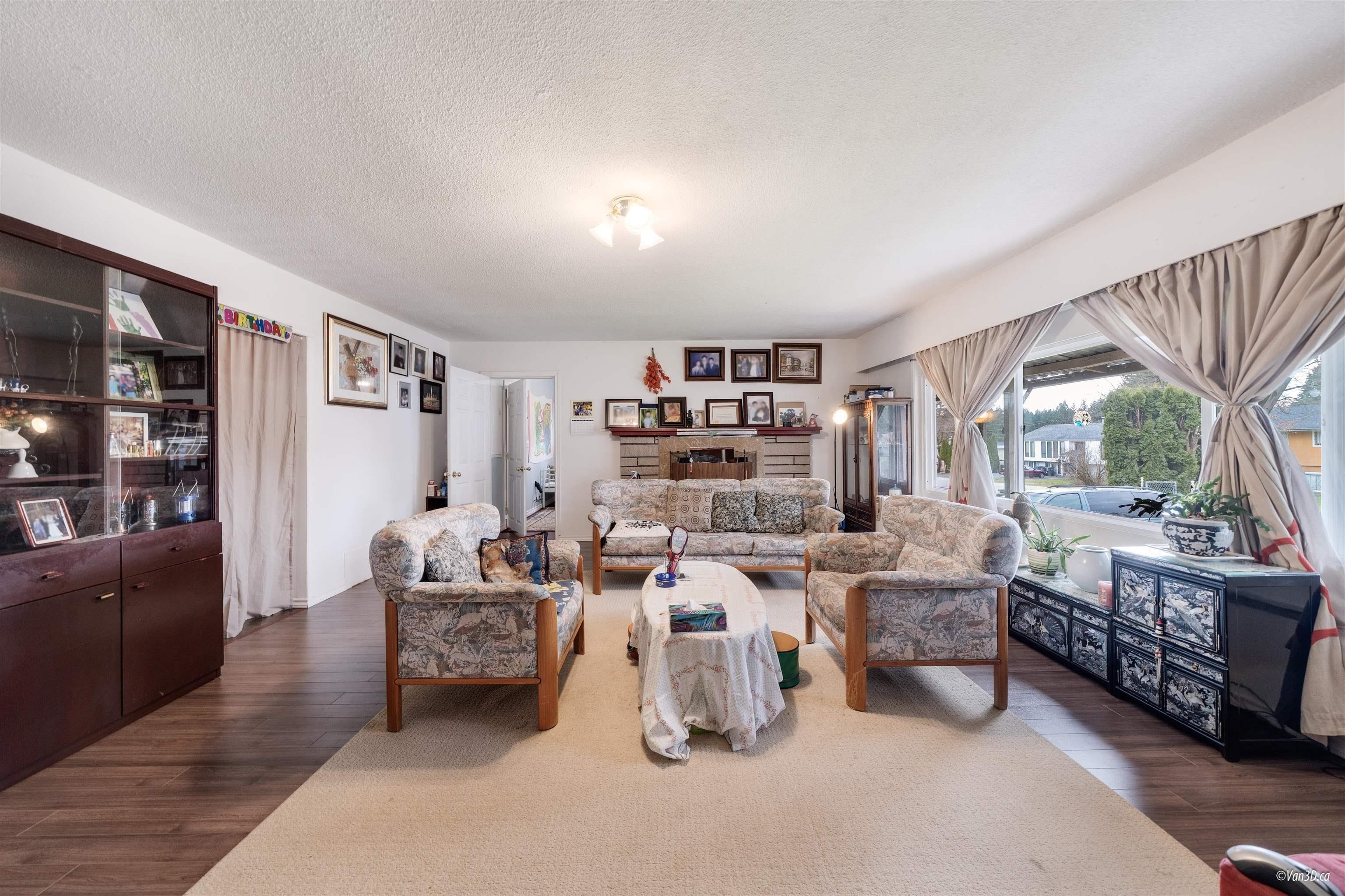 10186 144a Street, Surrey, V3R 3P8 — photo 3