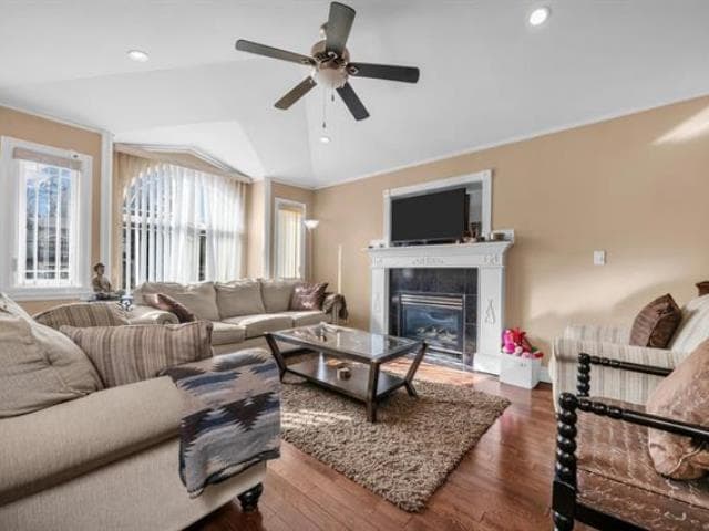 12699 99 Avenue, Surrey, V3V 2P6 — photo 2