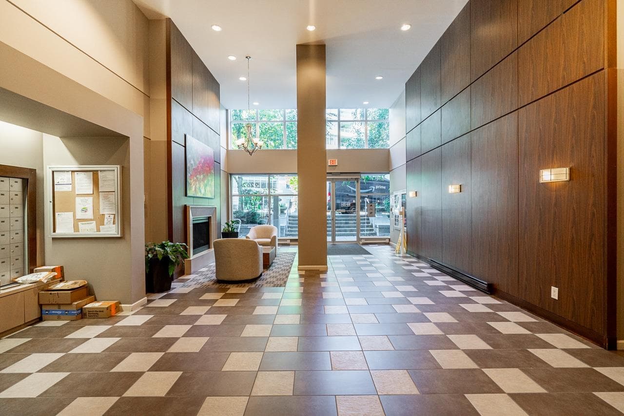 301 - 9262 University Crescent, Burnaby, V5A 0A4 — photo 5