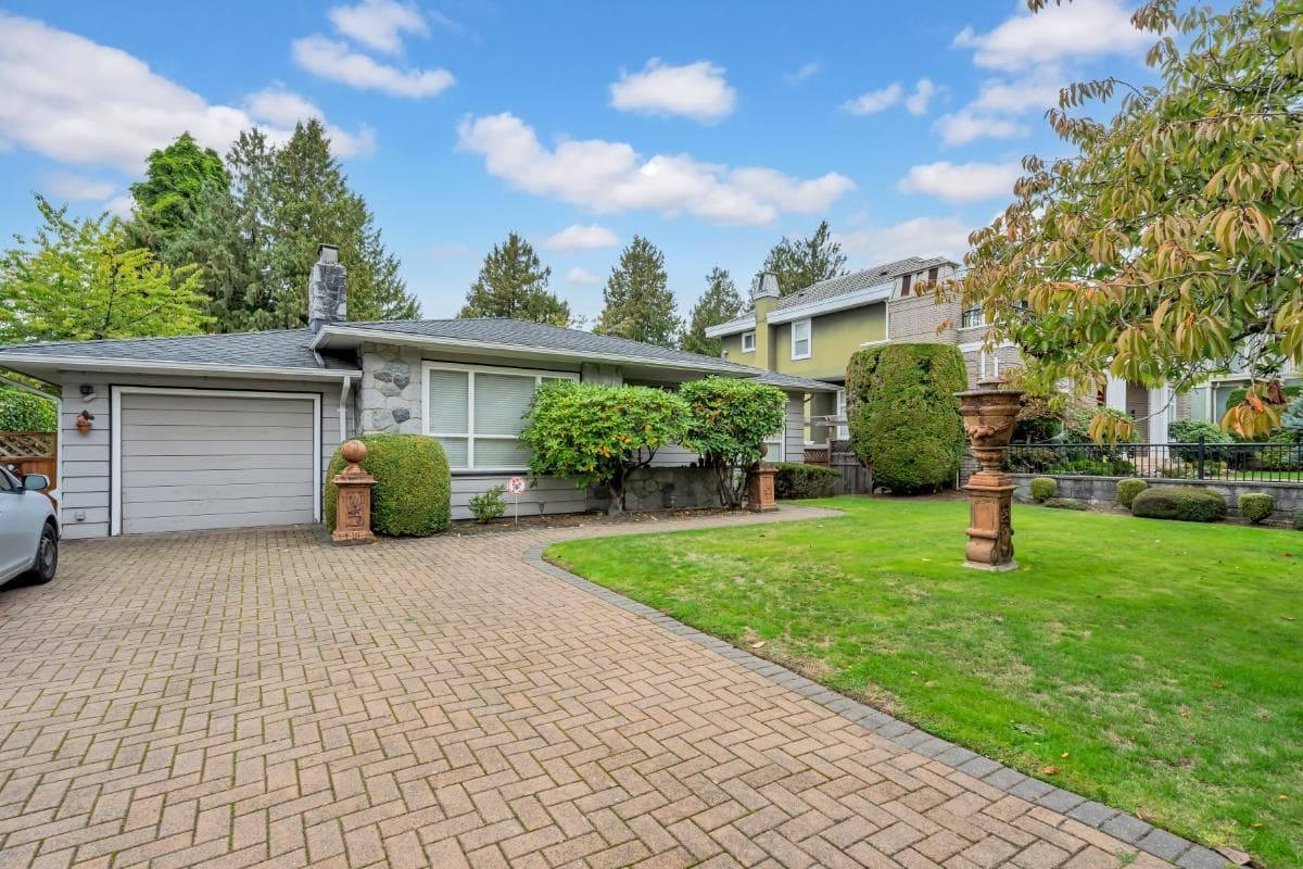 7187 Marguerite Street, Vancouver, V6P 5G4 — photo 2