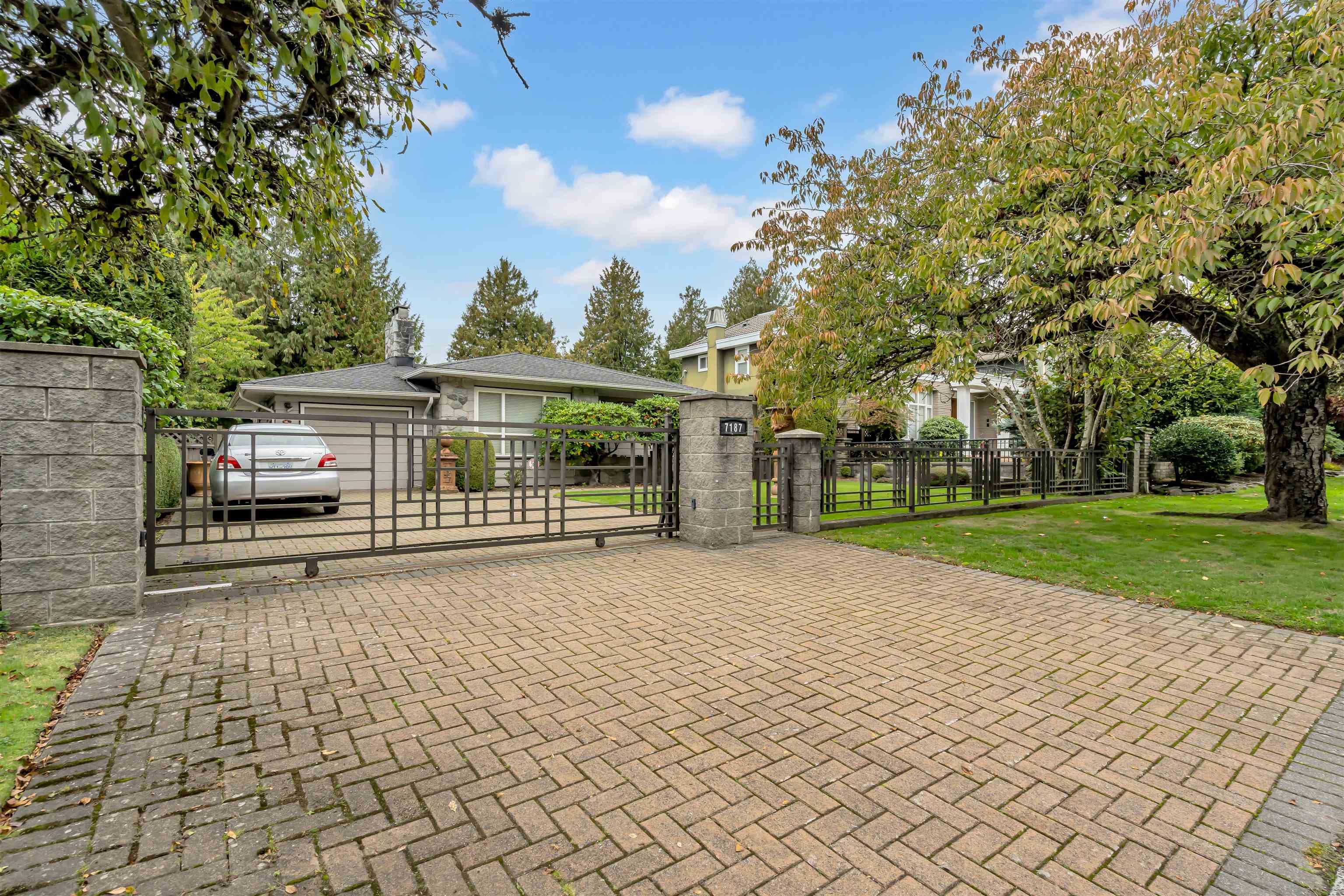 7187 Marguerite Street, Vancouver