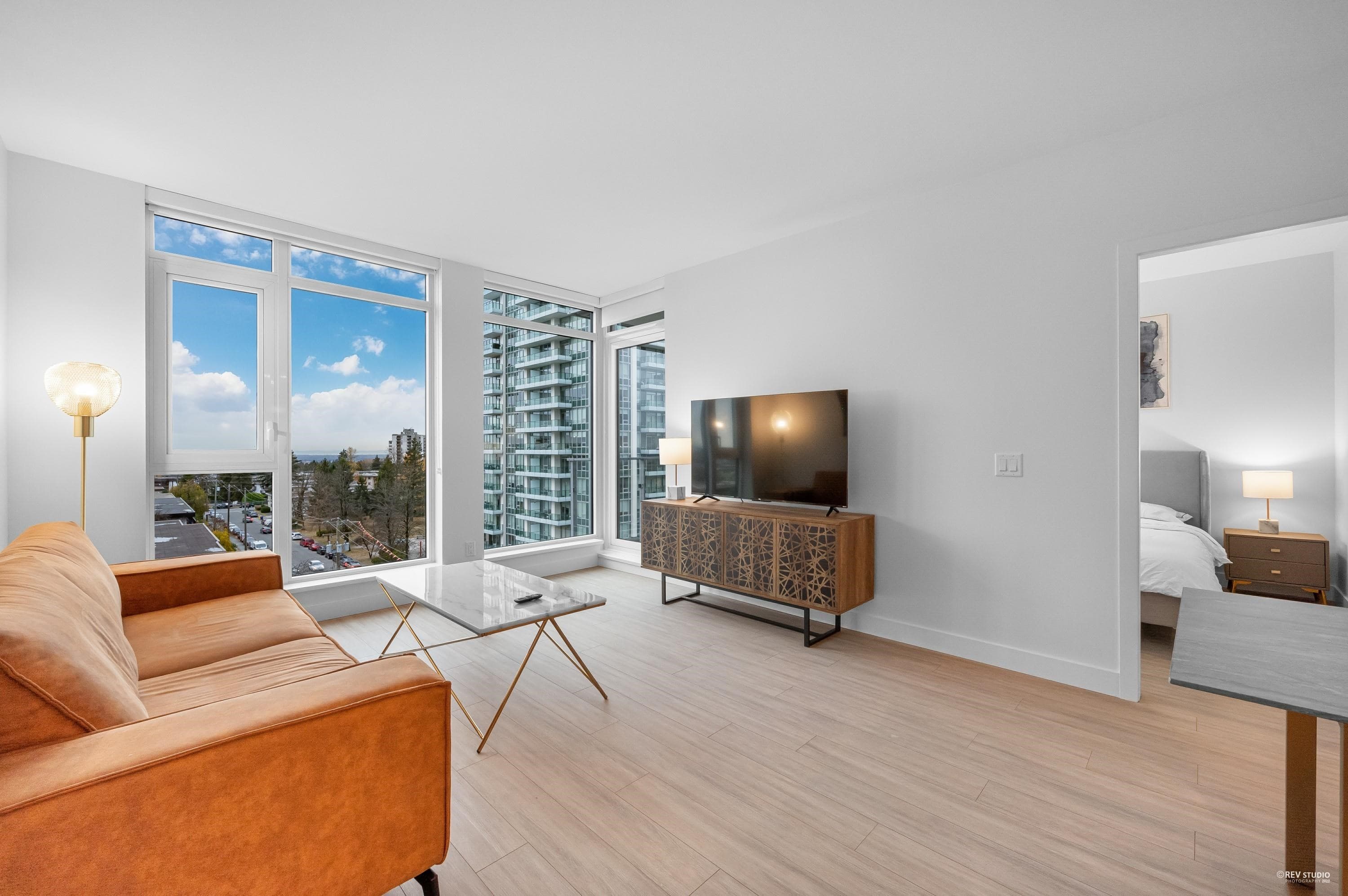 703 - 6398 Silver Avenue, Burnaby, V5H 0K7 — photo 2