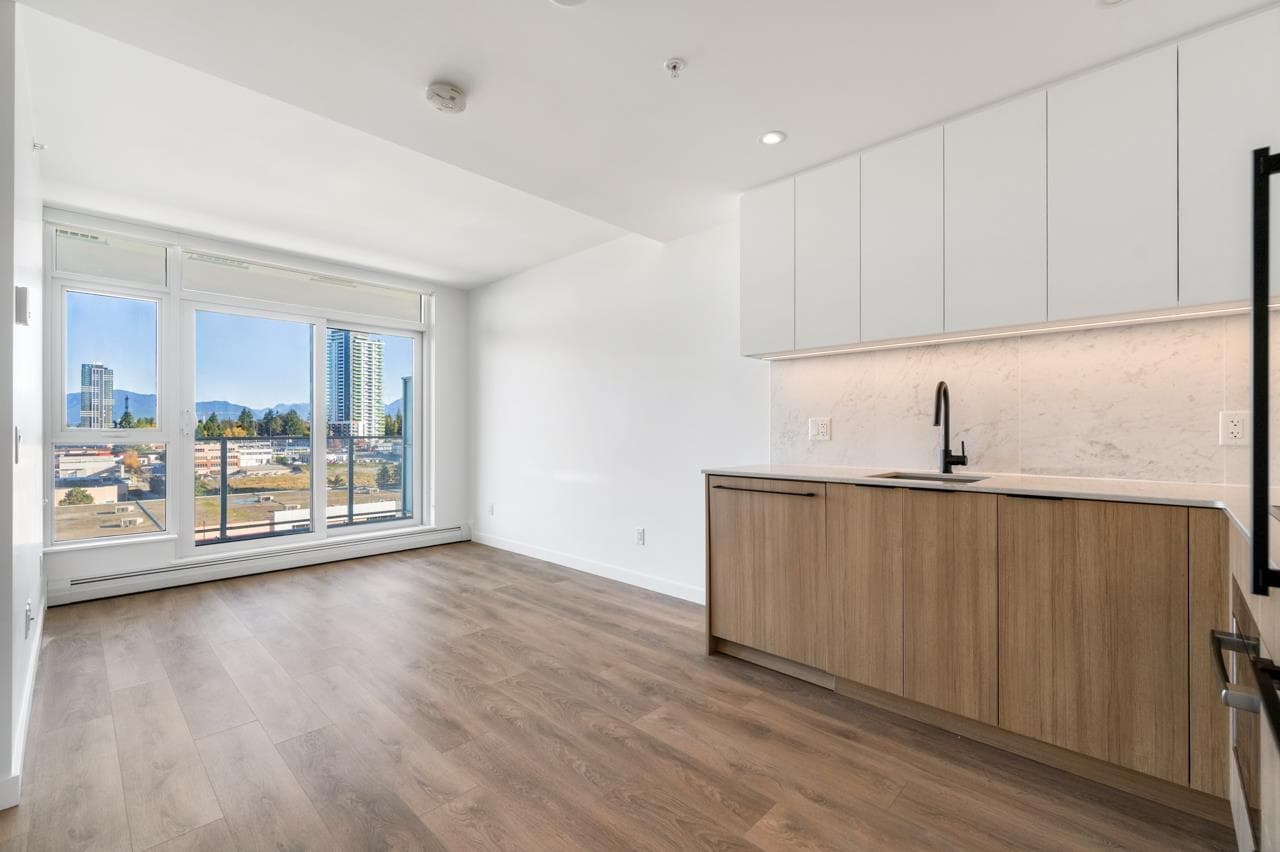 912 - 13685 102 Avenue, Surrey, V3T 1N7 — photo 3